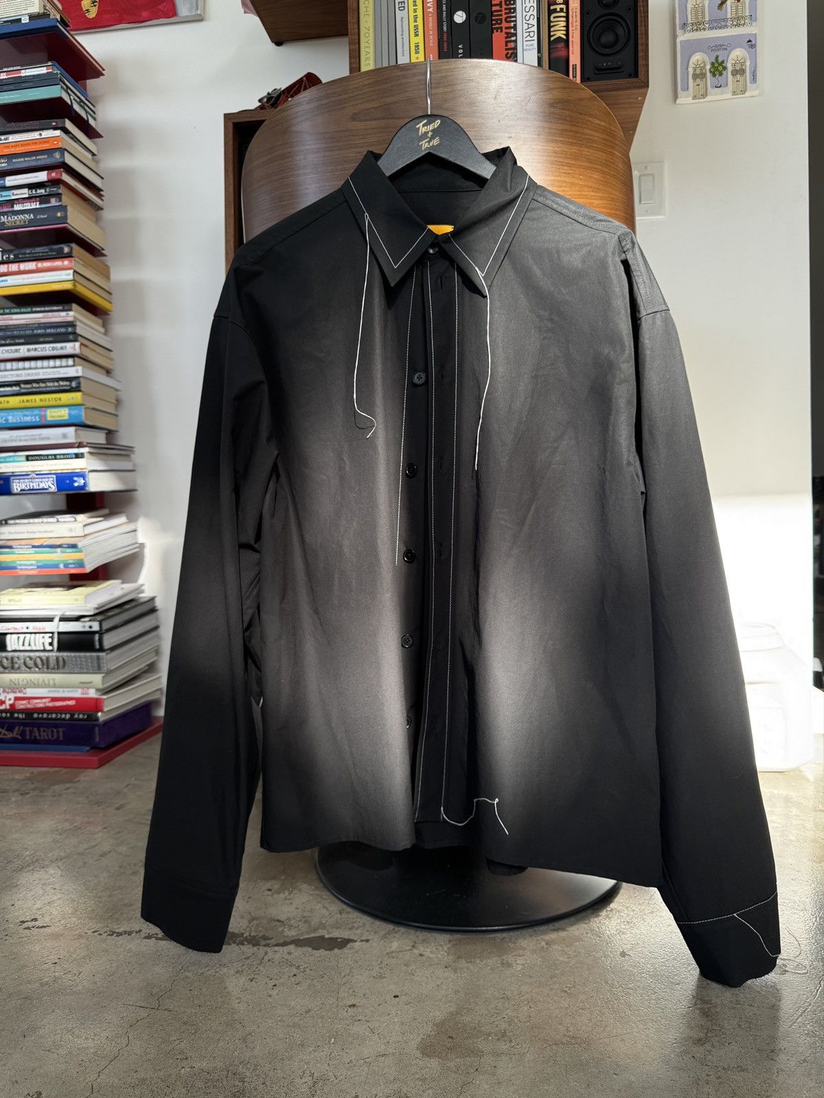 AIREI Airei Long Sleeve Black Button Down Size US XL / EU 56 / 4 - 3 Thumbnail