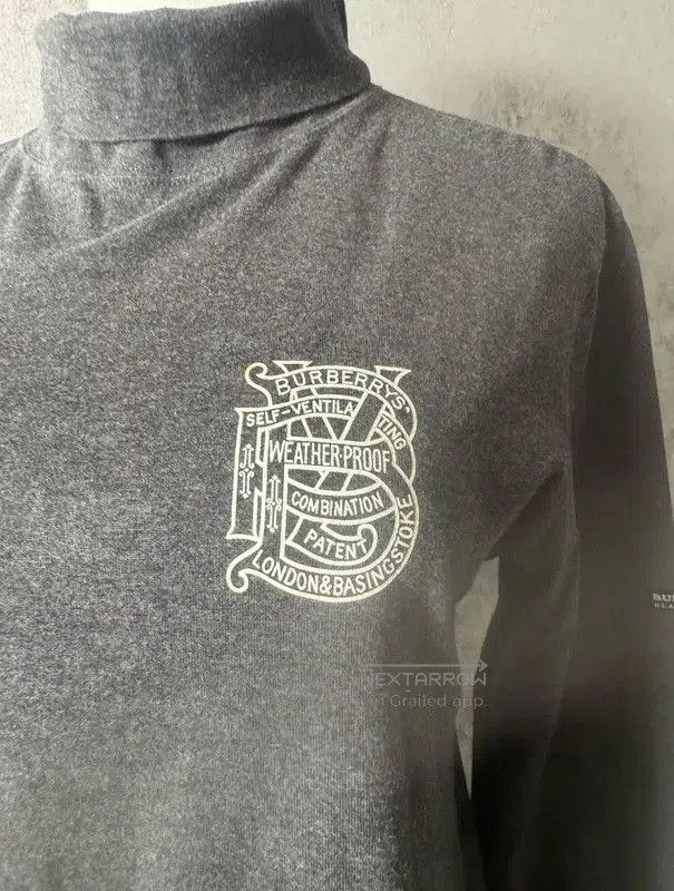 Burberry Long Sleeve Cotton T-Shirt in Dark Gray.