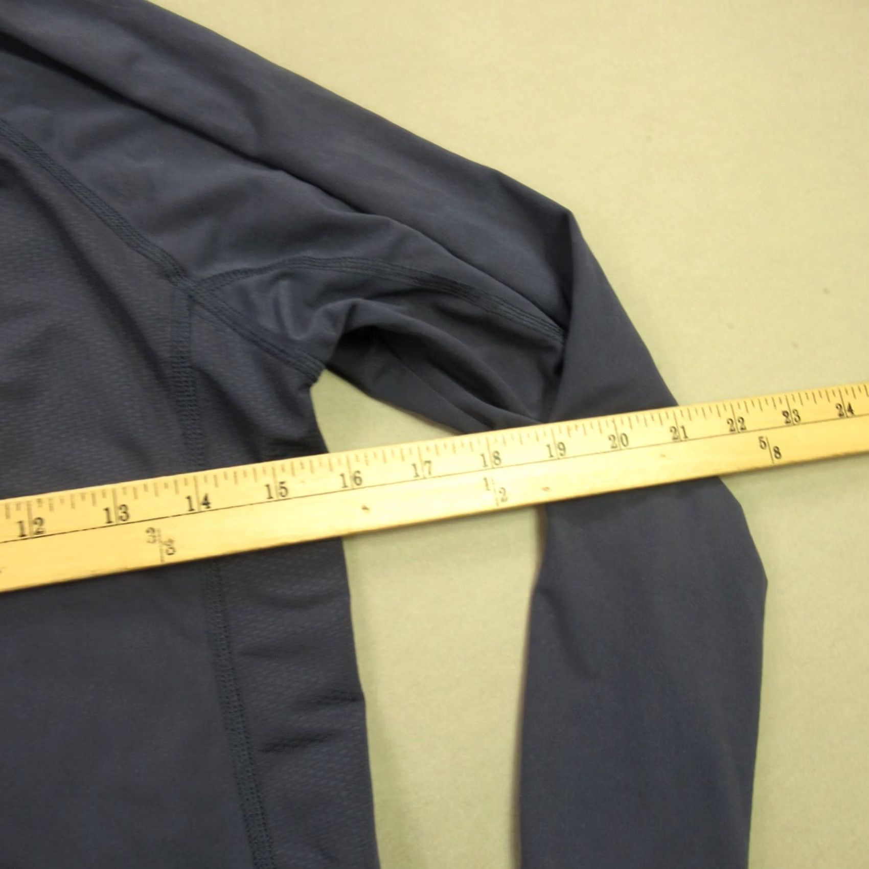 Vintage Columbia Hoodie Womens Medium Long Sleeve Lightweight 1/4 Zip Blue Size M / US 6-8 / IT 42-44 - 7 Thumbnail