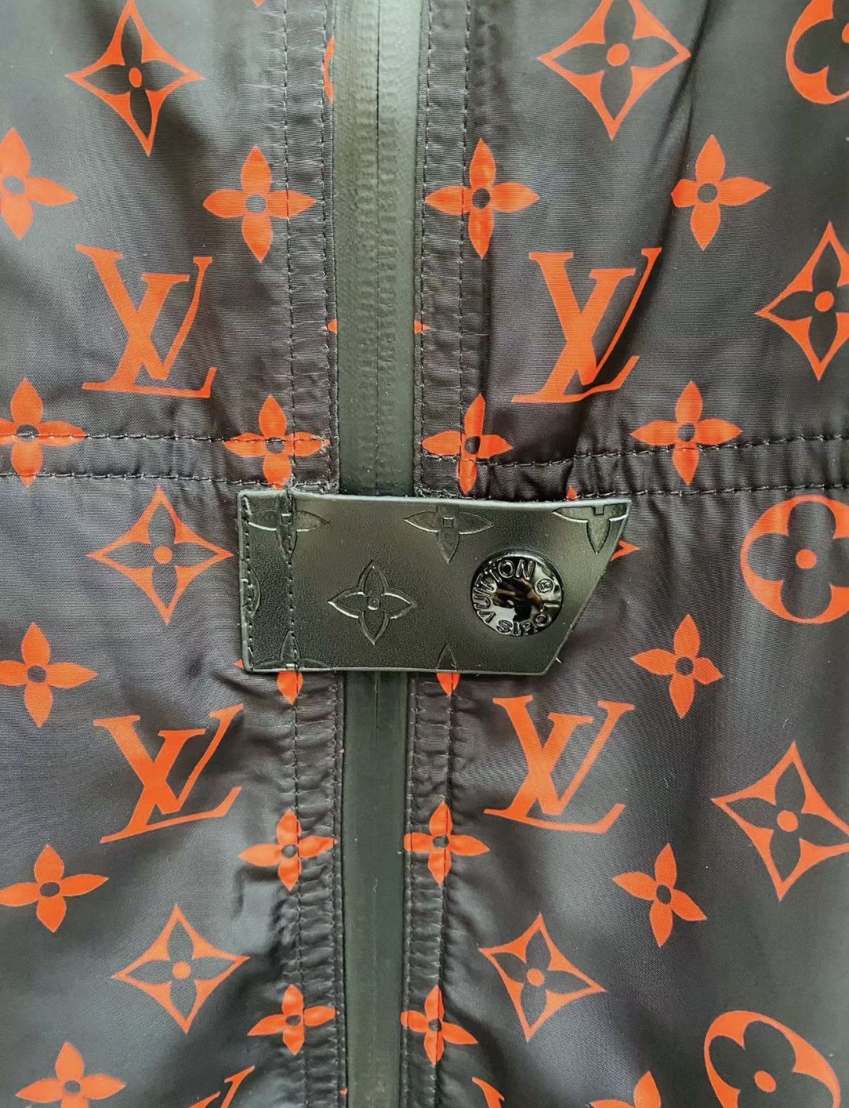 Louis Vuitton Louis Vuitton Black & Red Monogram Hooded Jacket J33 Size XS / US 0-2 / IT 36-38 - 6 Thumbnail