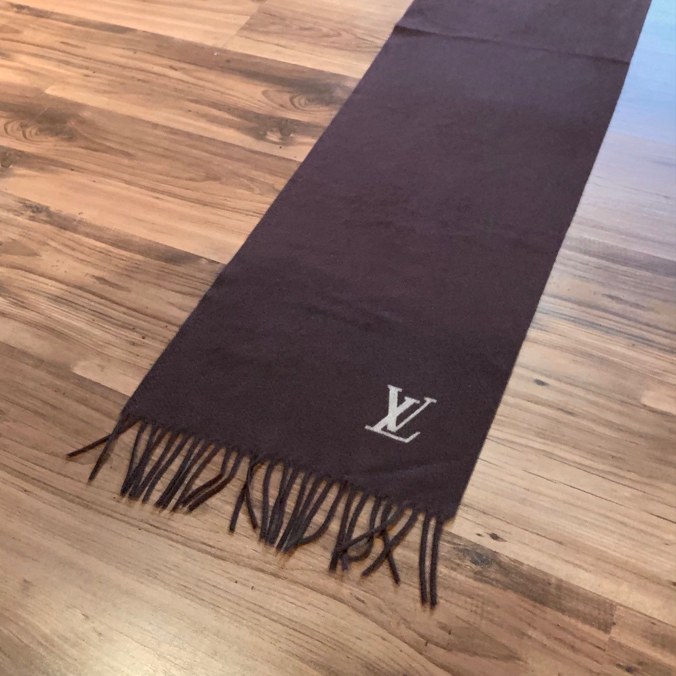 Louis Vuitton Louis Vuitton Brown Cashmere Logo Fringed Scarf Size ONE SIZE - 6 Thumbnail