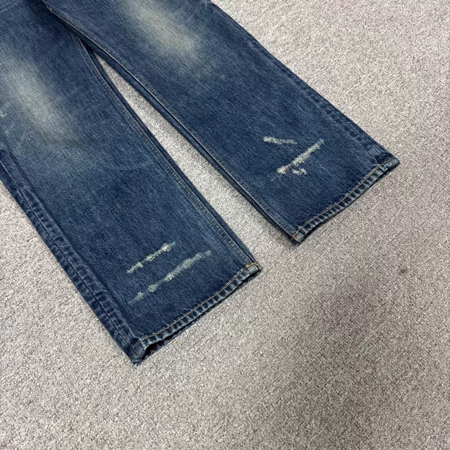 Prada Prada 26 Distressed Washed Back Patch Logo Jeans 99new Size 26" / US 2 / IT 38 - 5 Thumbnail