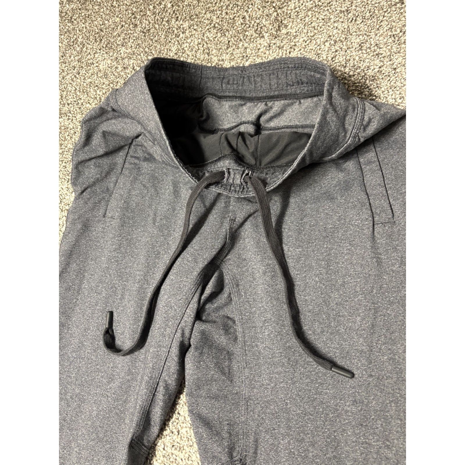 Lululemon Lululemon Jogger Pants Men L Gray Sweatpants Elastic Waist Pockets Drawstring Regular Inseam 28" Tapered Style Jogger Size US 33 - 3 Thumbnail