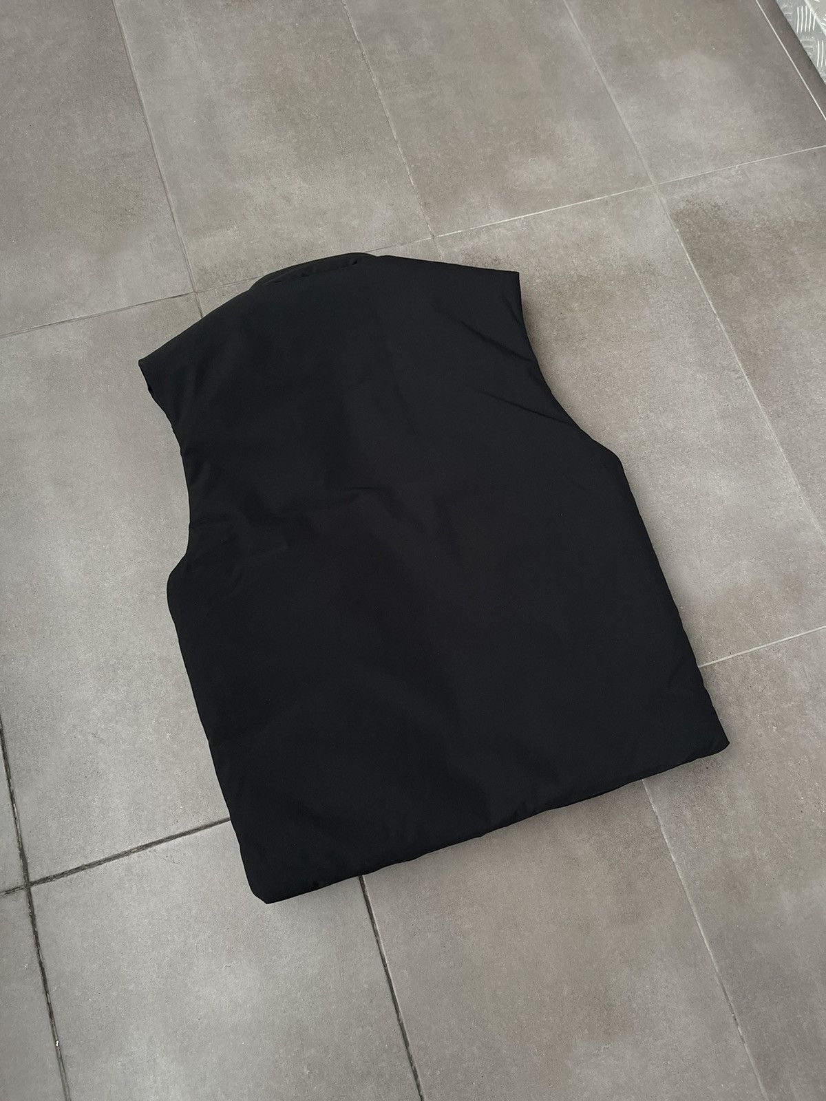 Han Kjobenhavn !DS! FW22 Han Kjobenhavn Black Padded Vest Size US XL / EU 56 / 4 - 18 Thumbnail