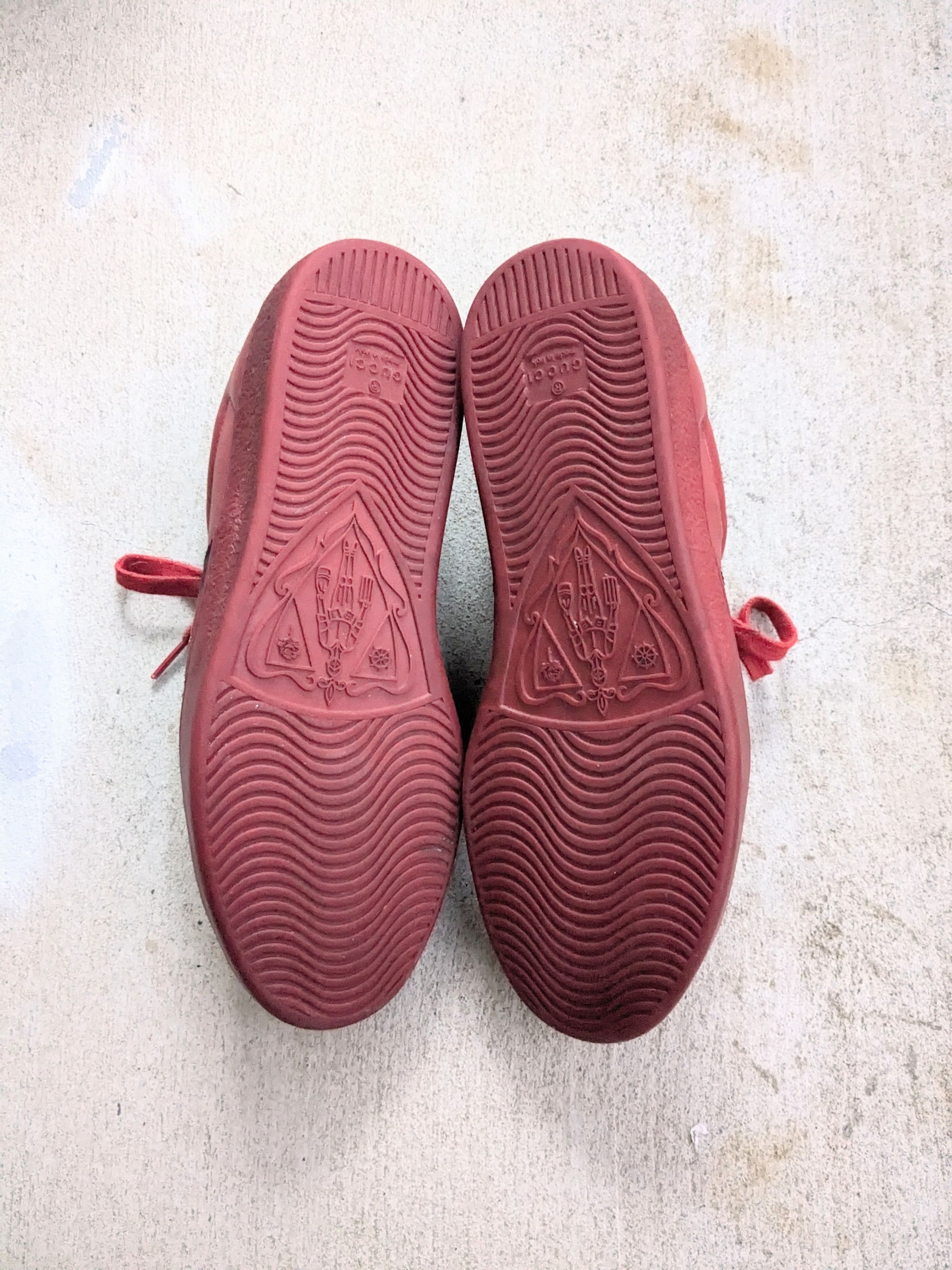 Gucci Gucci Ace Sneakers Red Bee 9.5 Leather Low Tops Size US 9.5 / EU 42-43 - 13 Thumbnail