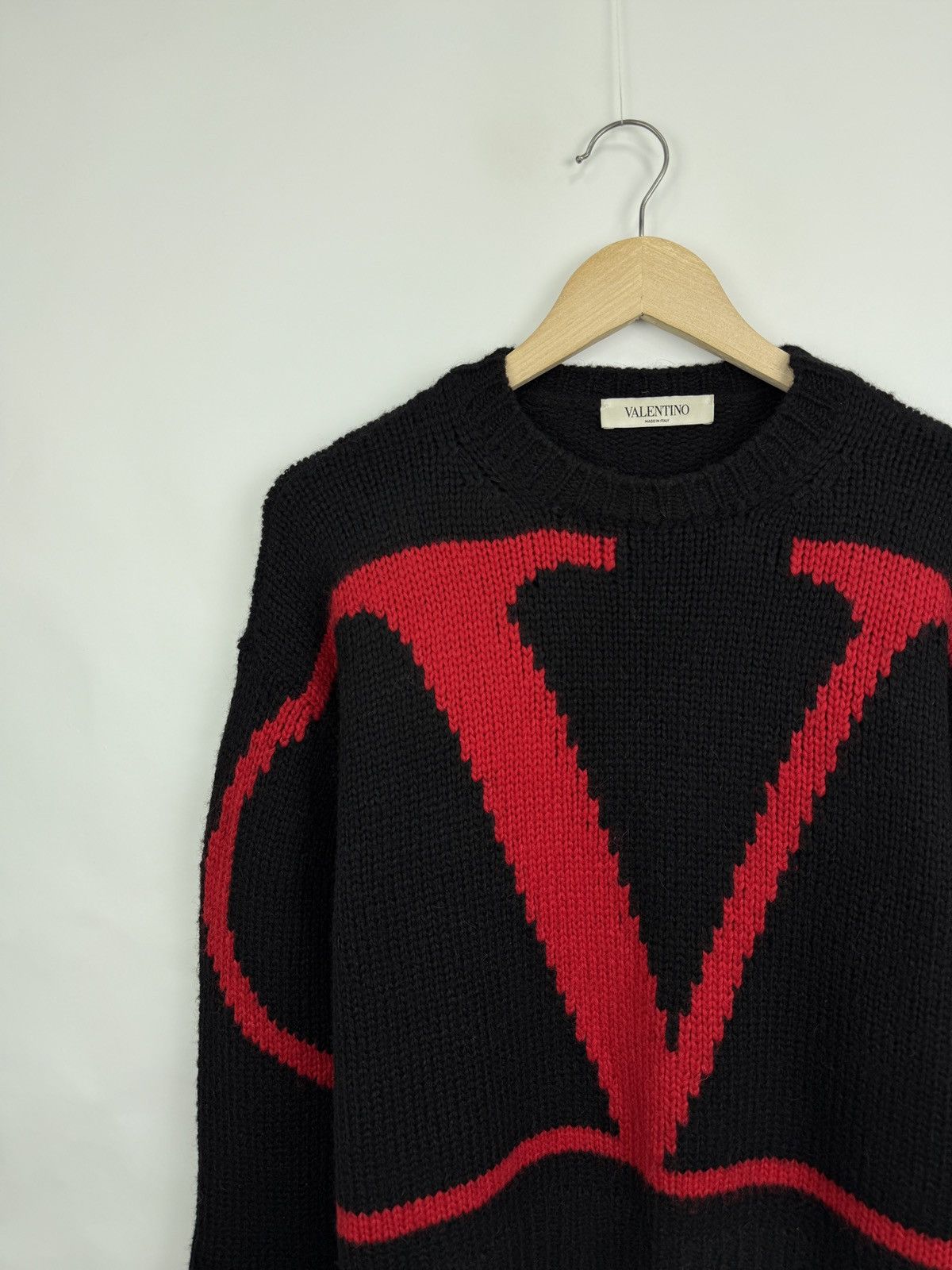 Valentino 🇮🇹 Valentino V Red Logo Wool Alpaca Sweater Rare Retro Size M / US 6-8 / IT 42-44 - 7 Thumbnail