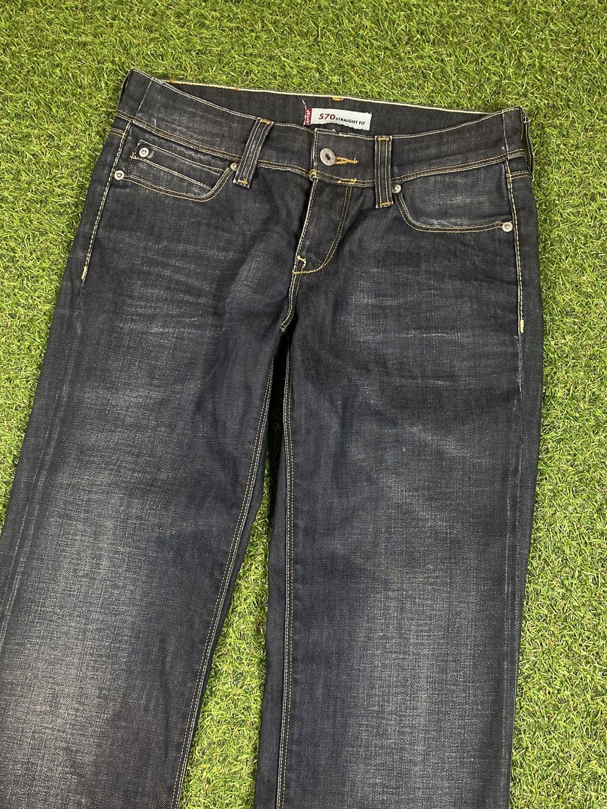 Levi's × Vintage Vintage 90s Levi’s denim faded jeans streetwear size 29x34 Size 29" - 2 Thumbnail