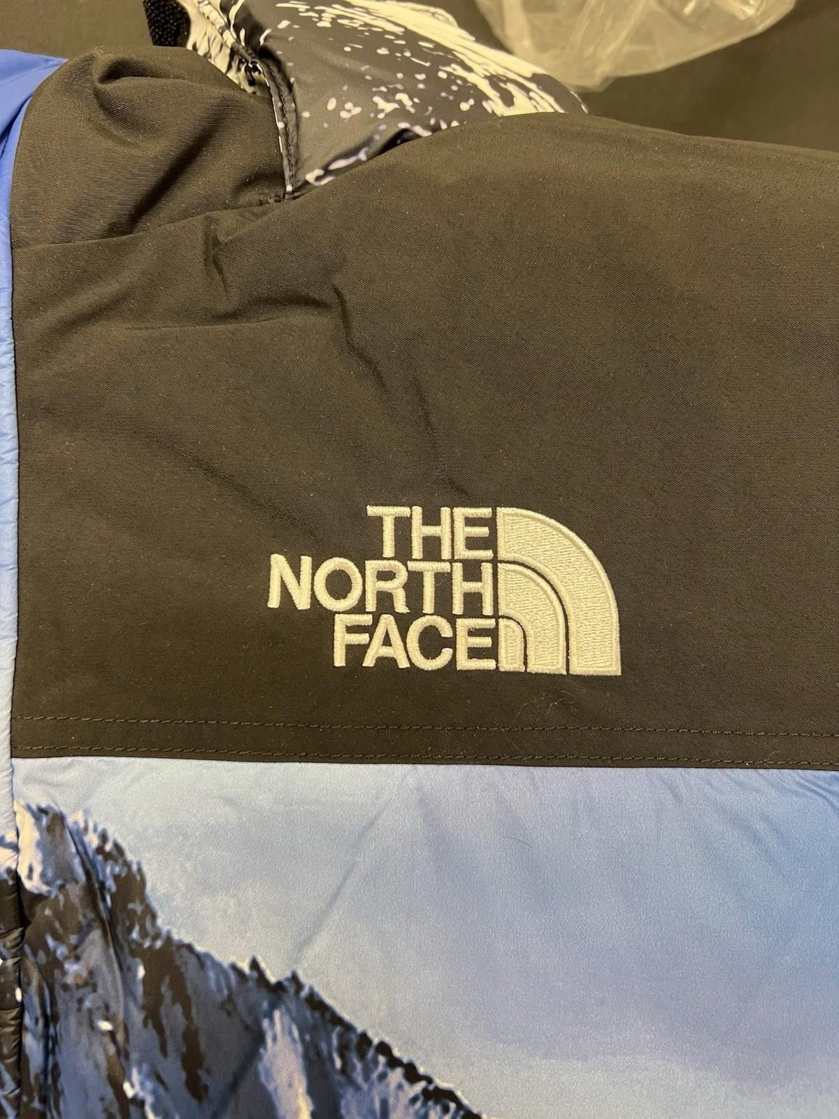Supreme FW17 SUPREME THE NORTH FACE MOUNTAIN BALTORO JACKET Size US L / EU 52-54 / 3 - 12 Thumbnail