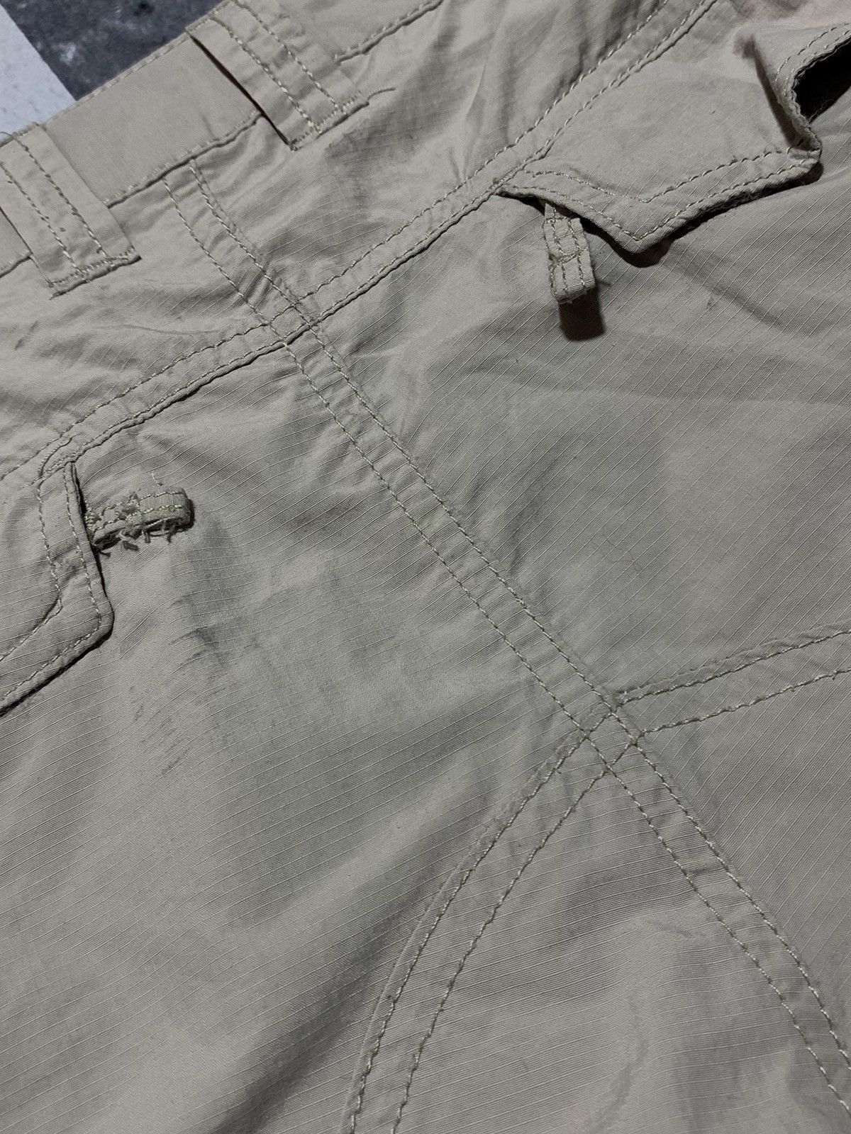 Vintage Vintage Y2K cargo wide pants outdoor style size 36x30 Size US 36 / EU 52 - 7 Thumbnail