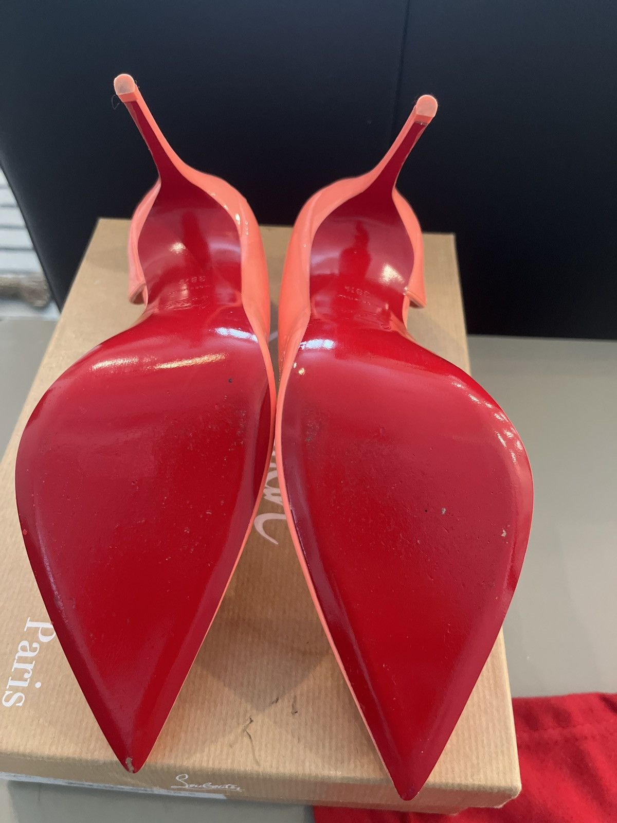 Christian Louboutin christian louboutin Dragon Size US 8.5 / IT 38.5 - 4 Thumbnail