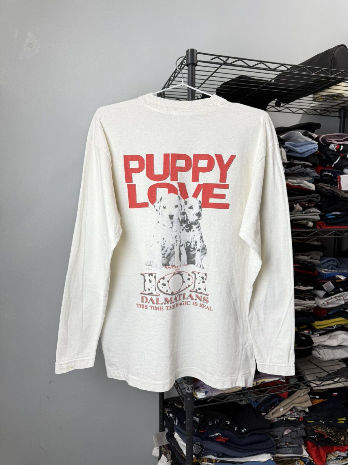 Vintage 90s Vintage 101 Dalmatians Puppy Love Longsleeve Movie Rare Size US M / EU 48-50 / 2 - 2 Thumbnail