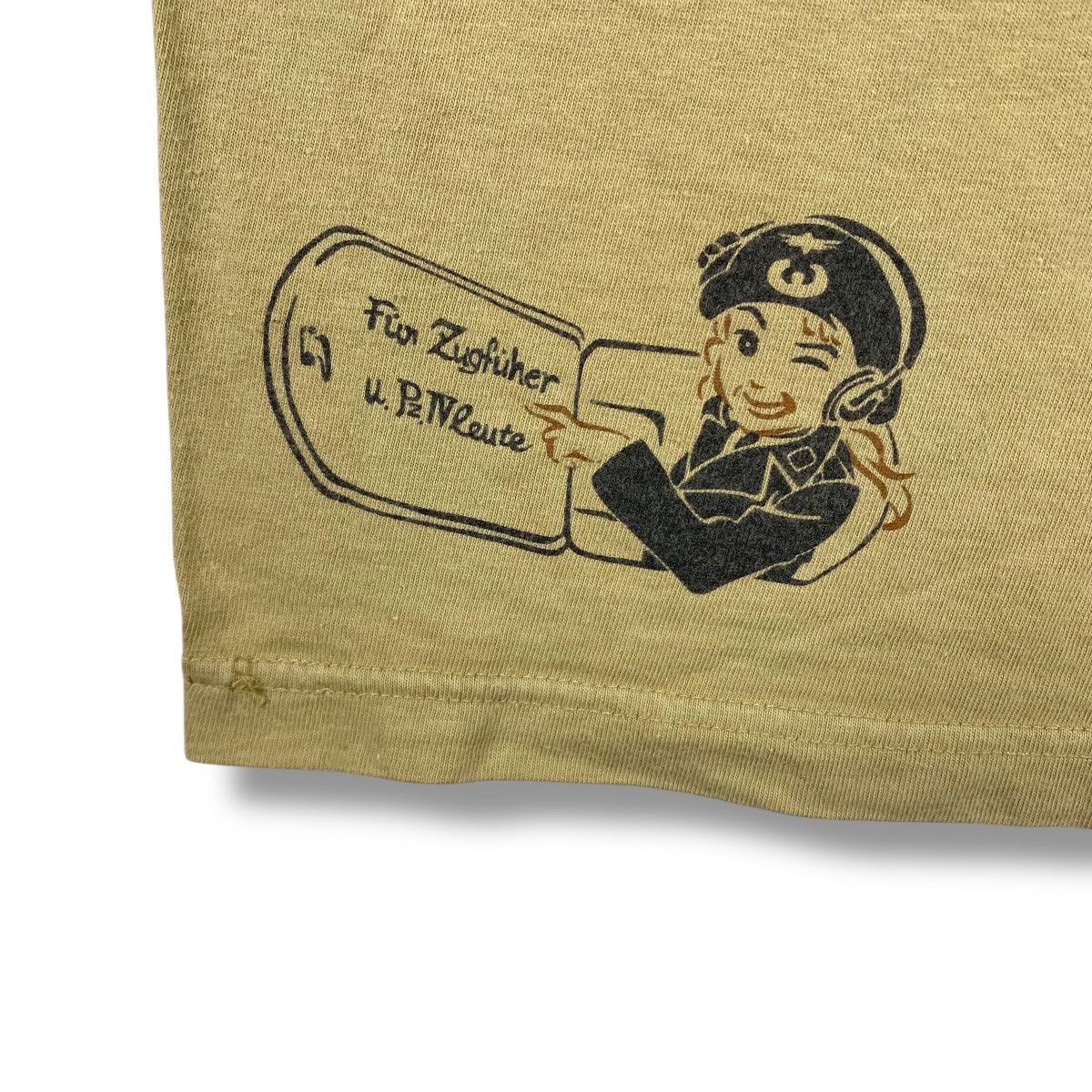 Anime GIRLS Und PANZER Pz IV Fibel Anime Graphic Faded Tee Shirt Size L / US 10 / IT 46 - 6 Thumbnail