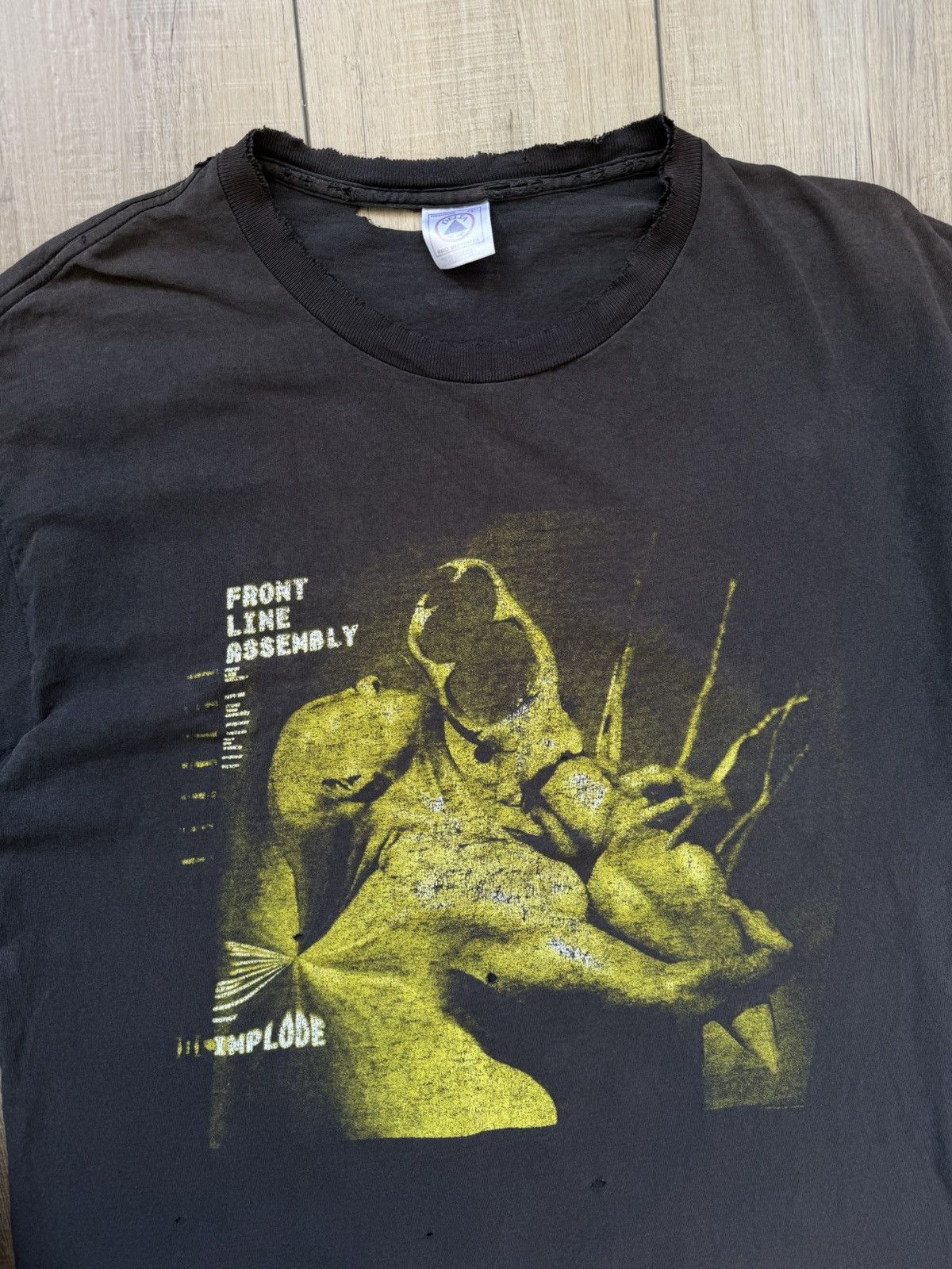 Band Tees Front Line Assembley Size US XL / EU 56 / 4 - 3 Thumbnail