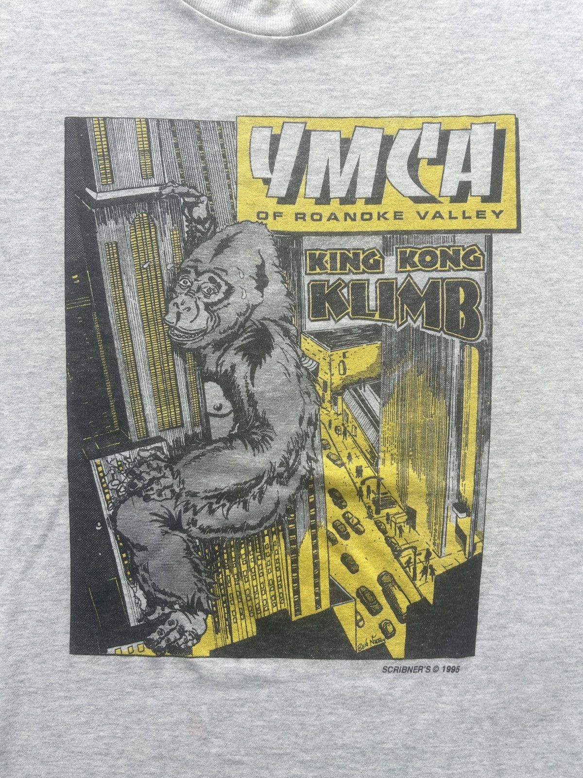 Vintage Vintage 90s Roanoke King Kong Graphic Tee Size US XL / EU 56 / 4 - 2 Thumbnail