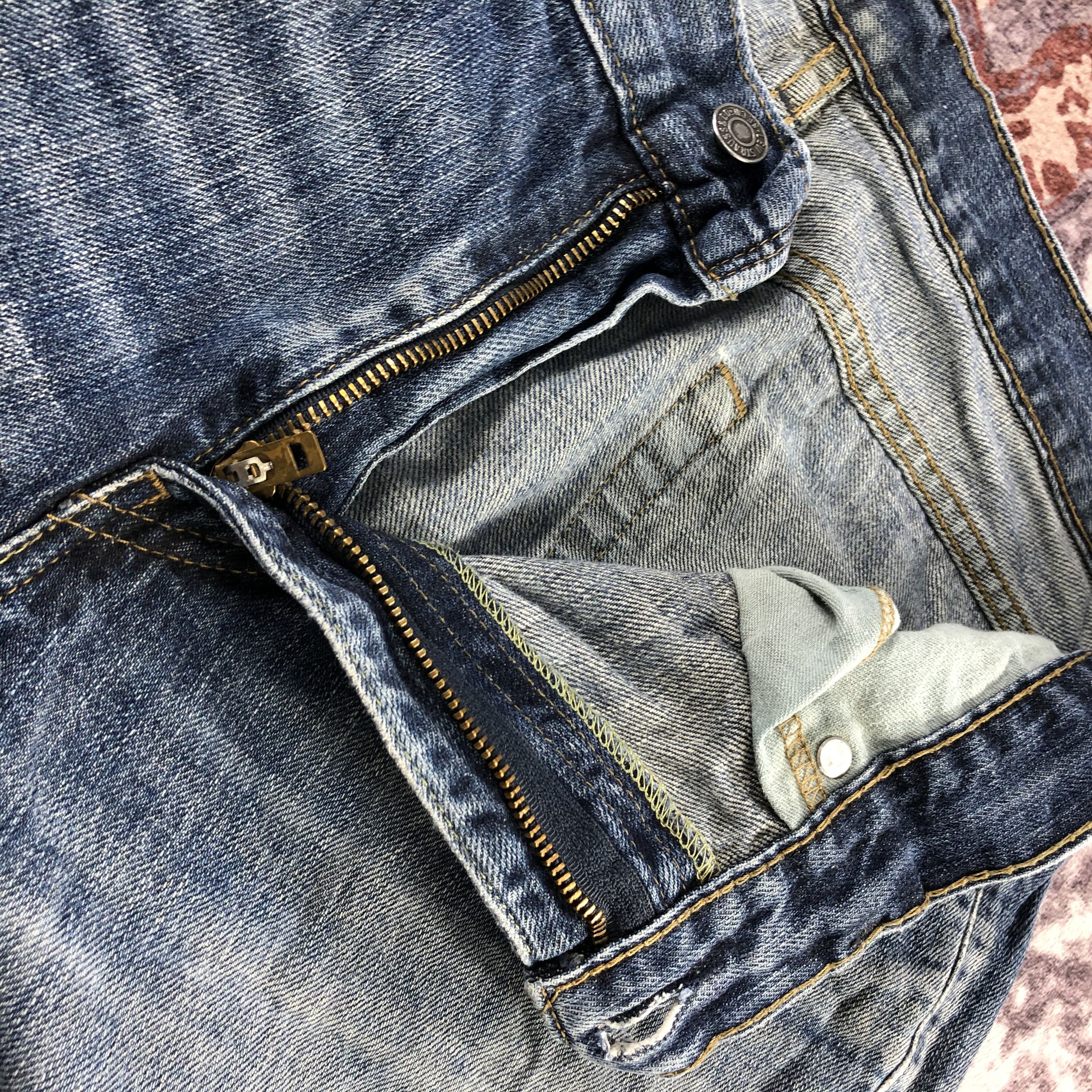 Levi's × Vintage Vintage Blue Wash Levis 527 Flare Jeans-JM3019 Size US 35 - 11 Thumbnail