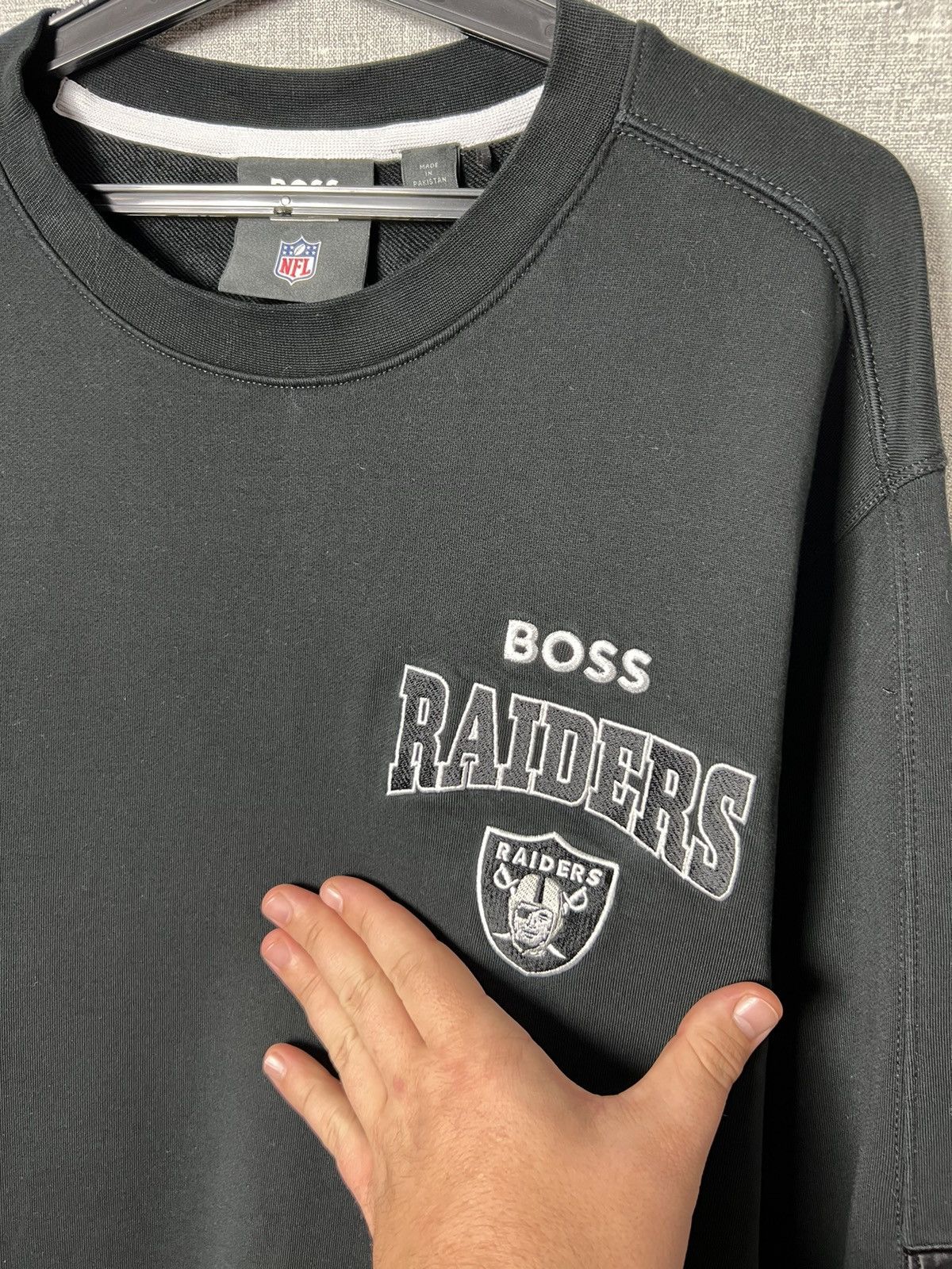 Hugo Boss BOSS x NFL Las Vegas Raiders Drive Crew Pullover Sweatshirt Size US XXL / EU 58 / 5 - 4 Thumbnail