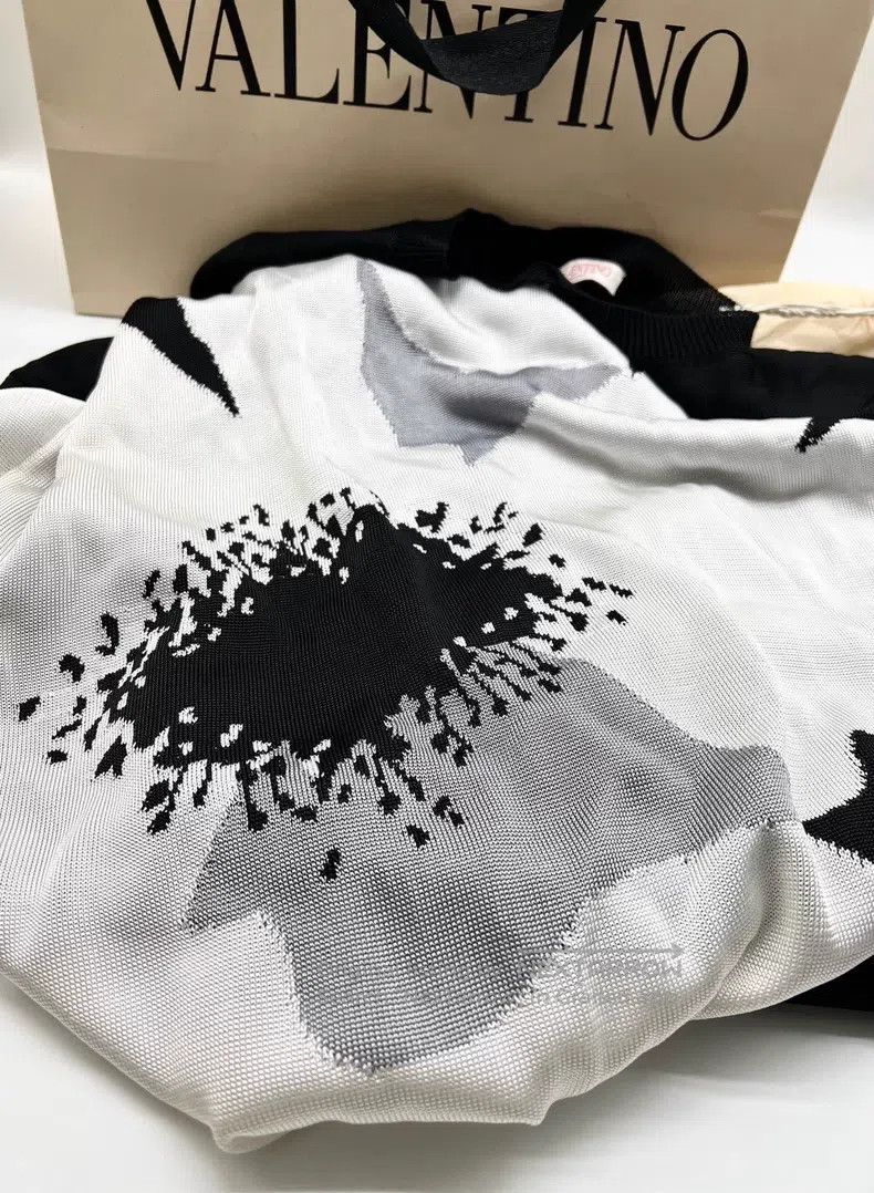 Valentino Valentino Floral print crewneck loose sweater Size US M / EU 48-50 / 2 - 5 Thumbnail