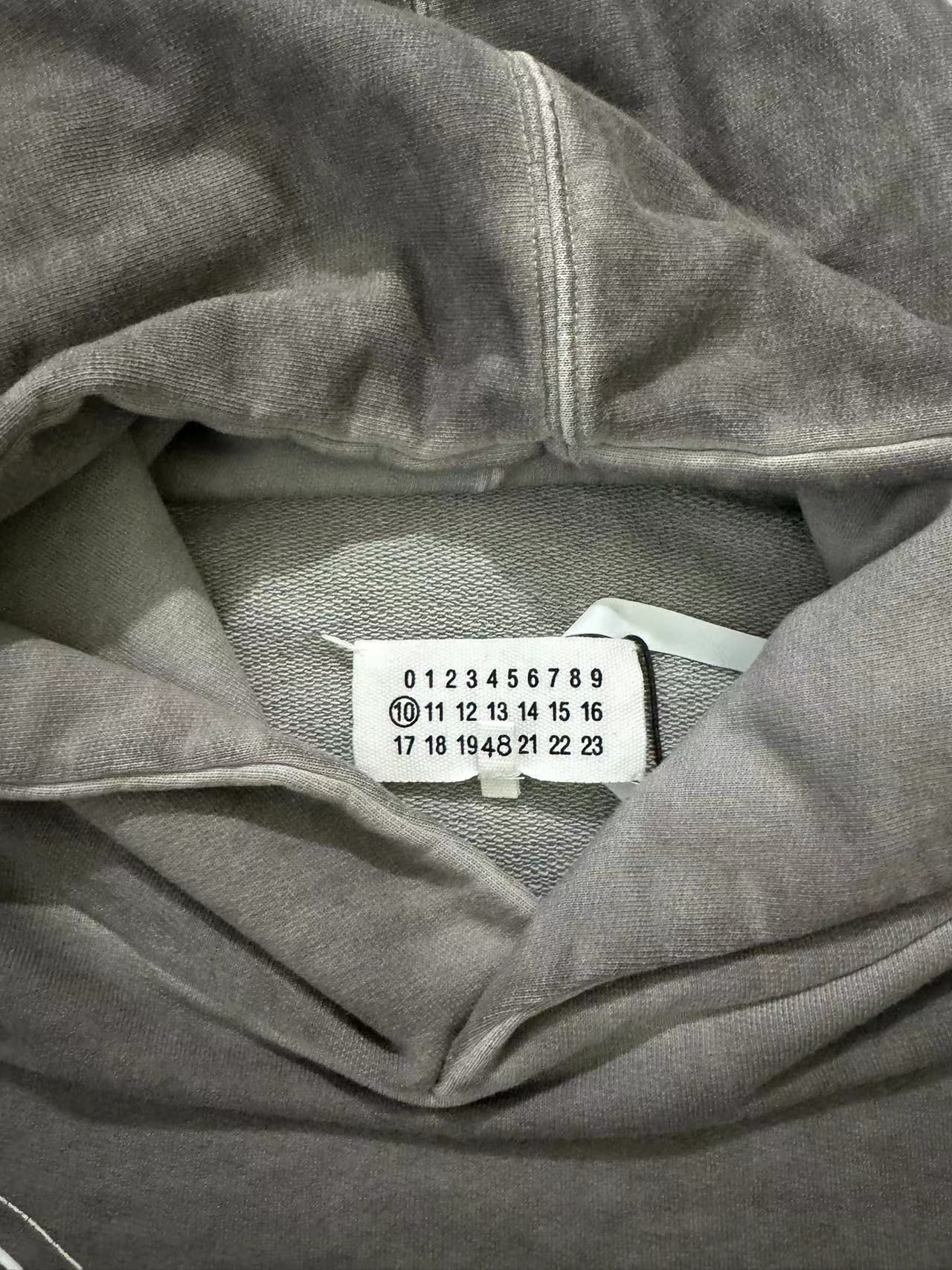 Maison Margiela Maison Margiela Portrait, washing, old, pullover, hoodie, s Size US M / EU 48-50 / 2 - 4 Thumbnail