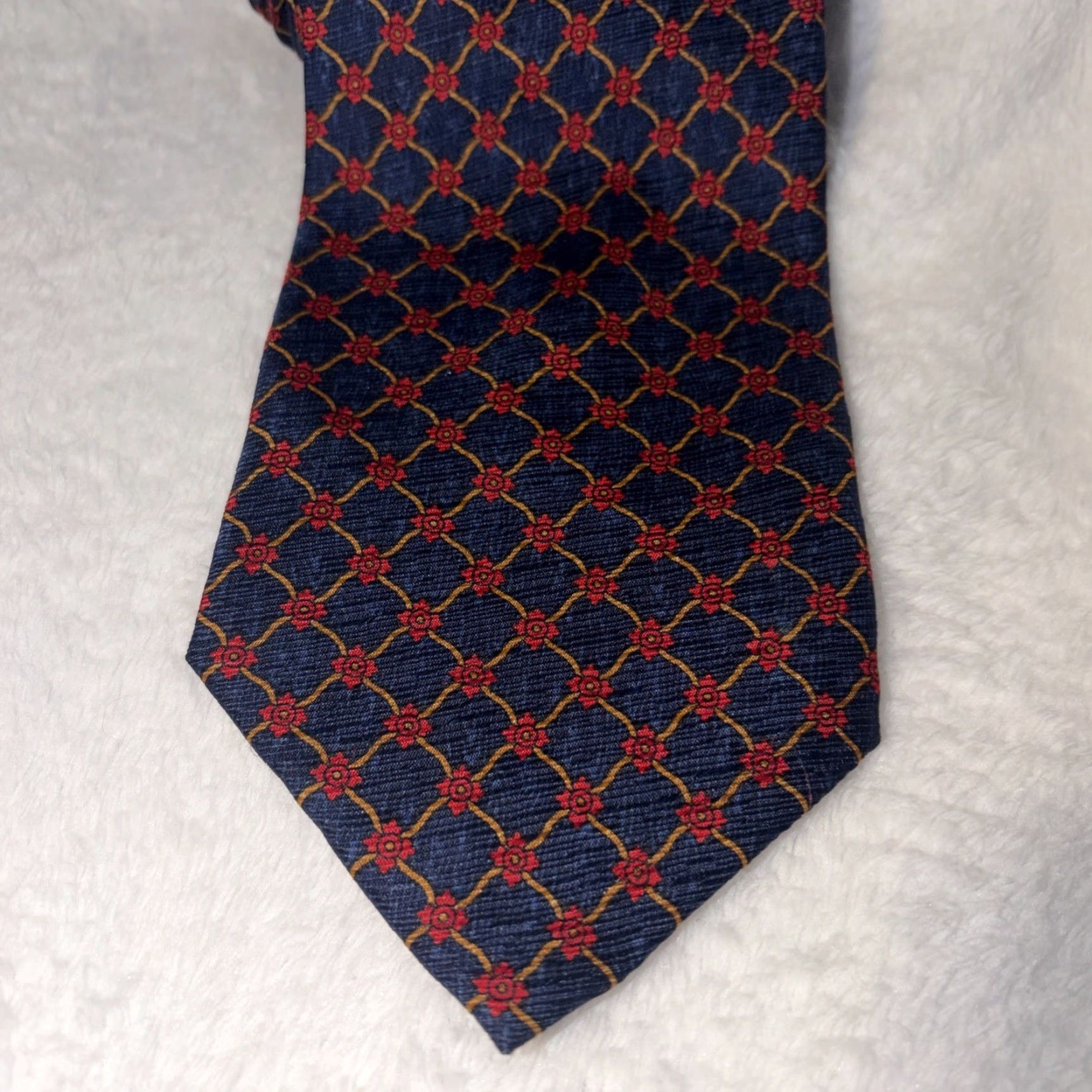 Valentino VINTAGE Valentino 100% Silk Navy Blue Red Rose Flower Neck Tie Men Tie Silk Flower Theme Size ONE SIZE - 3 Thumbnail