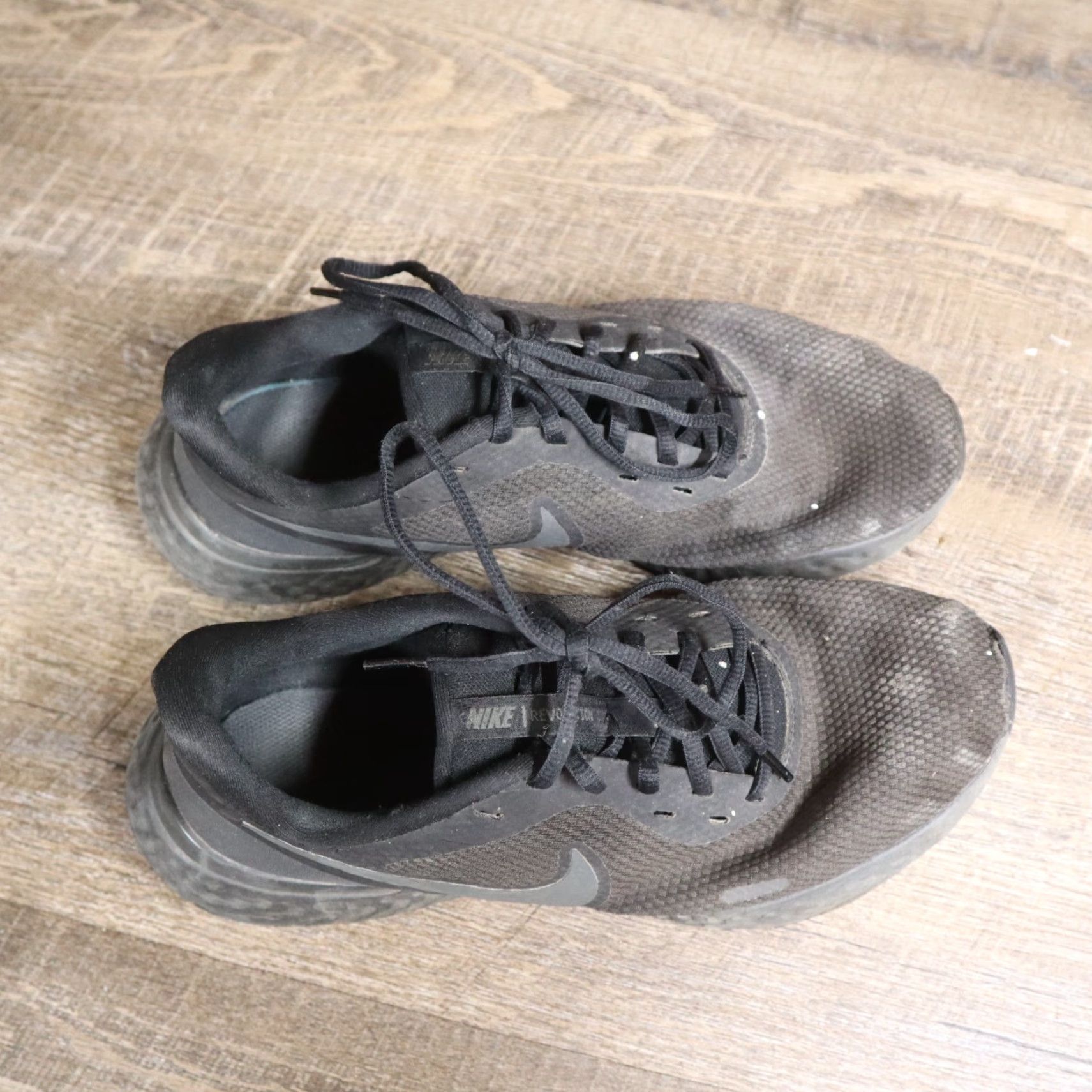 Nike Nike Revolution 5 Sneaker Men 10 US / 9 UK / 44 EU Black BQ3204-001 - Nike Revolution 5 Shoes Men 10 US 9 UK 44 EU Black Size US 11 / EU 44 - 6 Thumbnail