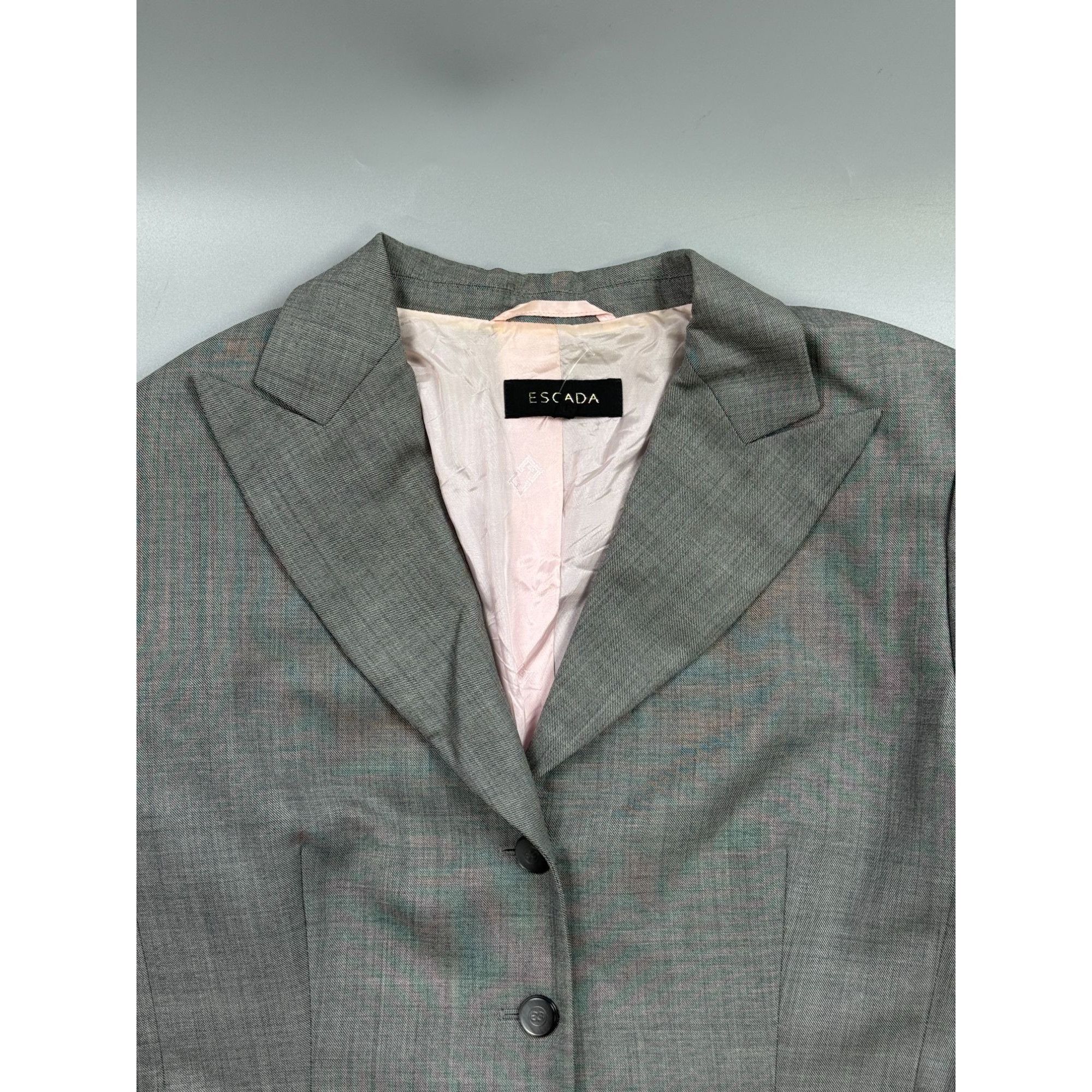 Escada Escada Vintage Gray Wool Peak Lapel Fringe Blazer (Y1223) Size M / US 6-8 / IT 42-44 - 3 Thumbnail