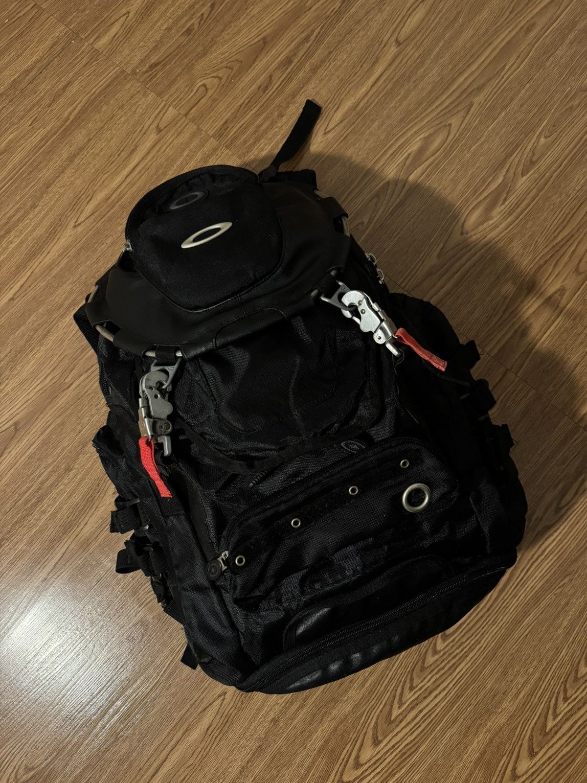 Japanese Brand × Oakley × Streetwear Oakley Archive Y2K
