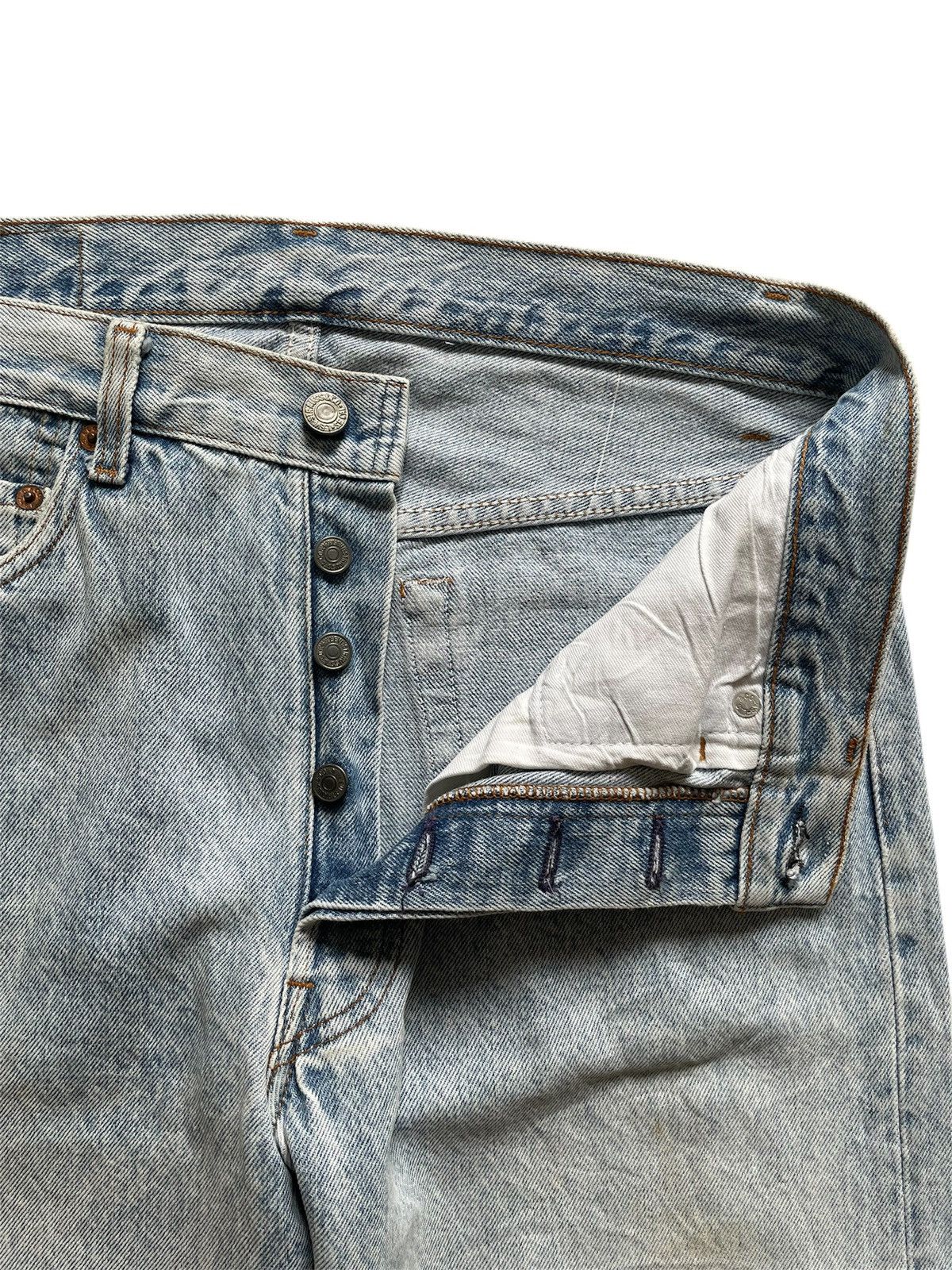 Levi's × Vintage Vintage 80s Levis 501 Light Blue Washed Jeans 32x33 Size US 32 / EU 48 - 5 Thumbnail