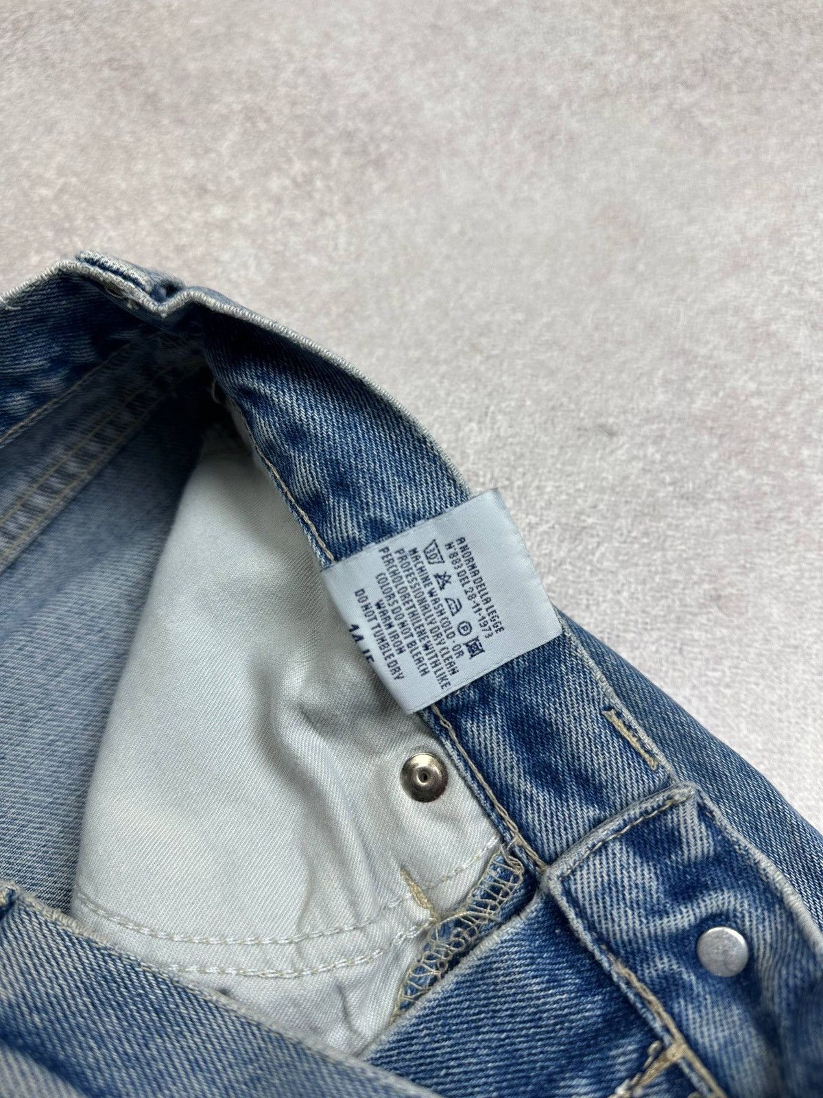 Versace Vintage Versace Medusa Baggy Blue Denim Jeans Pants 30 Size US 30 / EU 46 - 9 Thumbnail