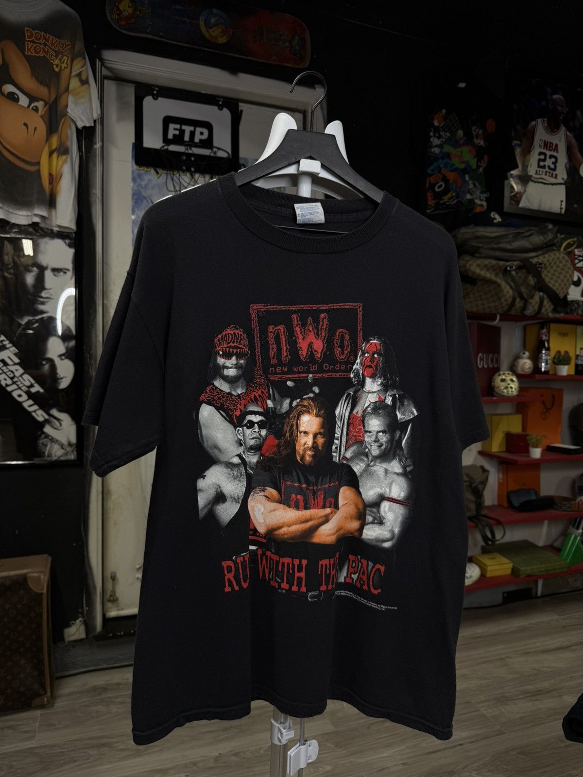 Vintage Vintage 90’s NWO Wrestling 1998 Tee Shirt XLarge Size US XL / EU 56 / 4 - 1 Thumbnail