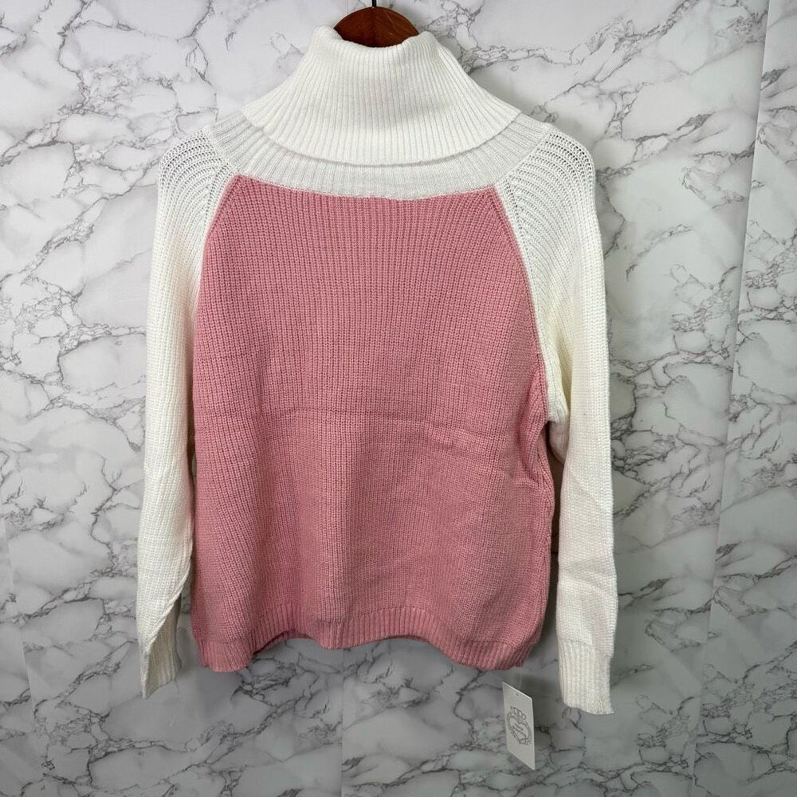 The Unbranded Brand Floral Blooming Women’s Sweater Size S NWOT # G383 Size S / US 4 / IT 40 - 6 Thumbnail