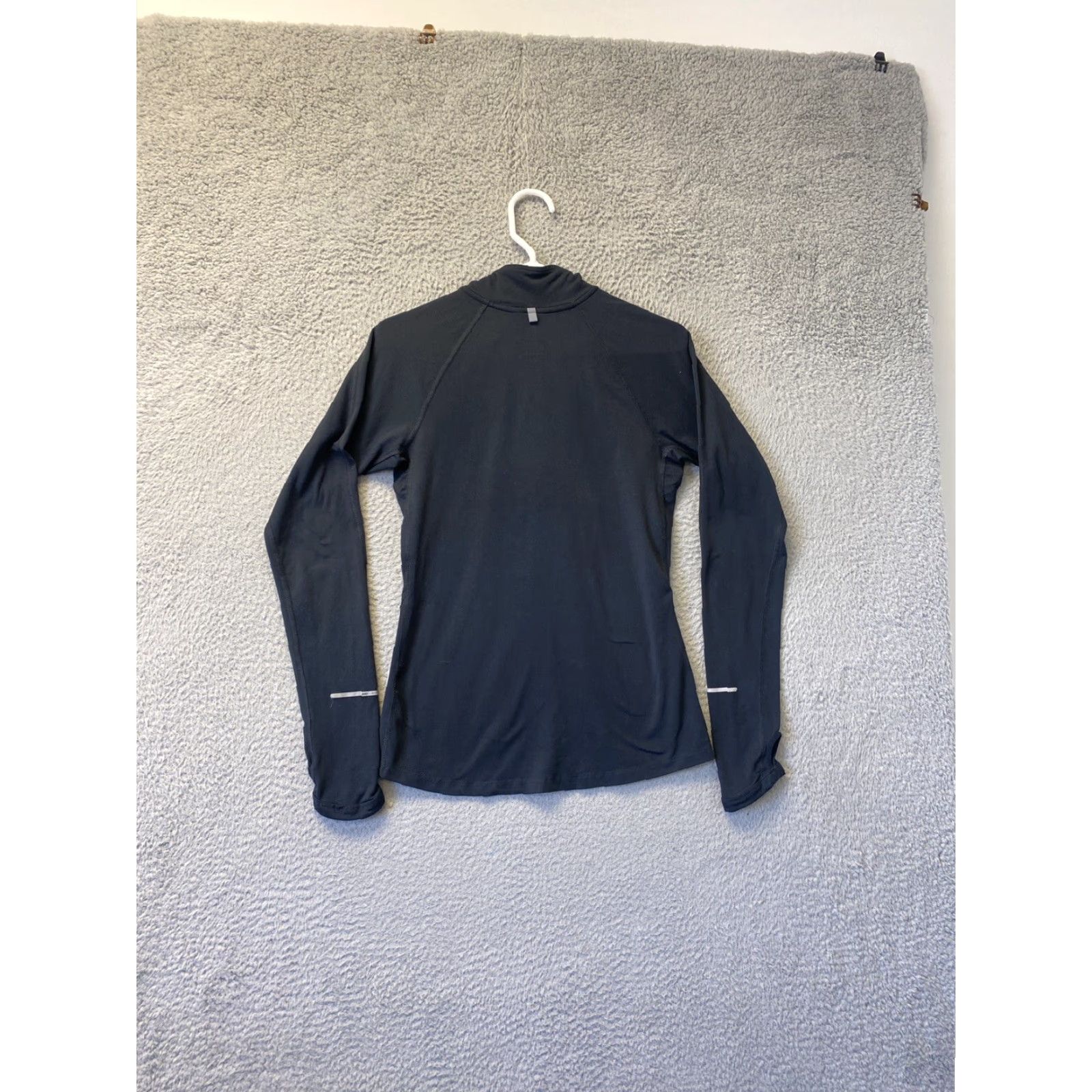 Nike Nike Dri-Fit Shirt Long Sleeve Women's Black Pullover / 101-37 XS Faded Black Long Sleeve Shirt Training Regular Brand Nike Women’s / 10137 Size XS / US 0-2 / IT 36-38 - 8 Thumbnail
