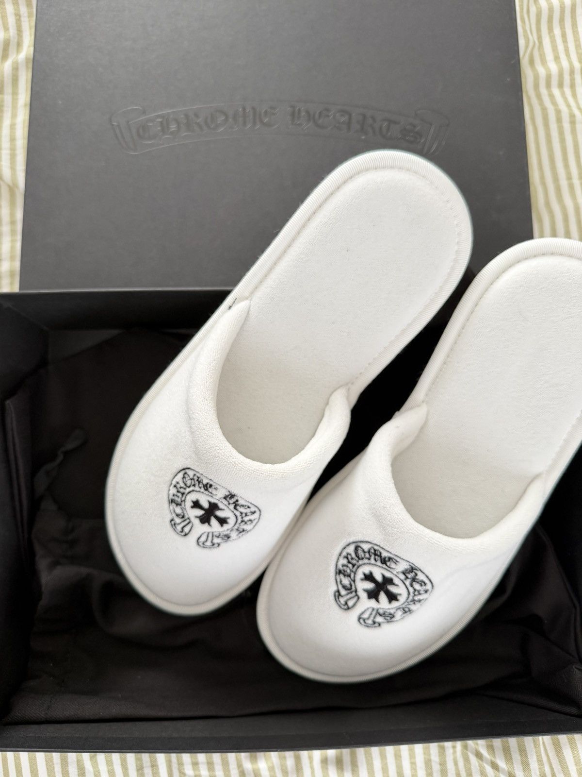 Chrome Hearts Chrome Hearts Horseshoe slippers Size US 10.5 / EU 43-44 - 2 Thumbnail