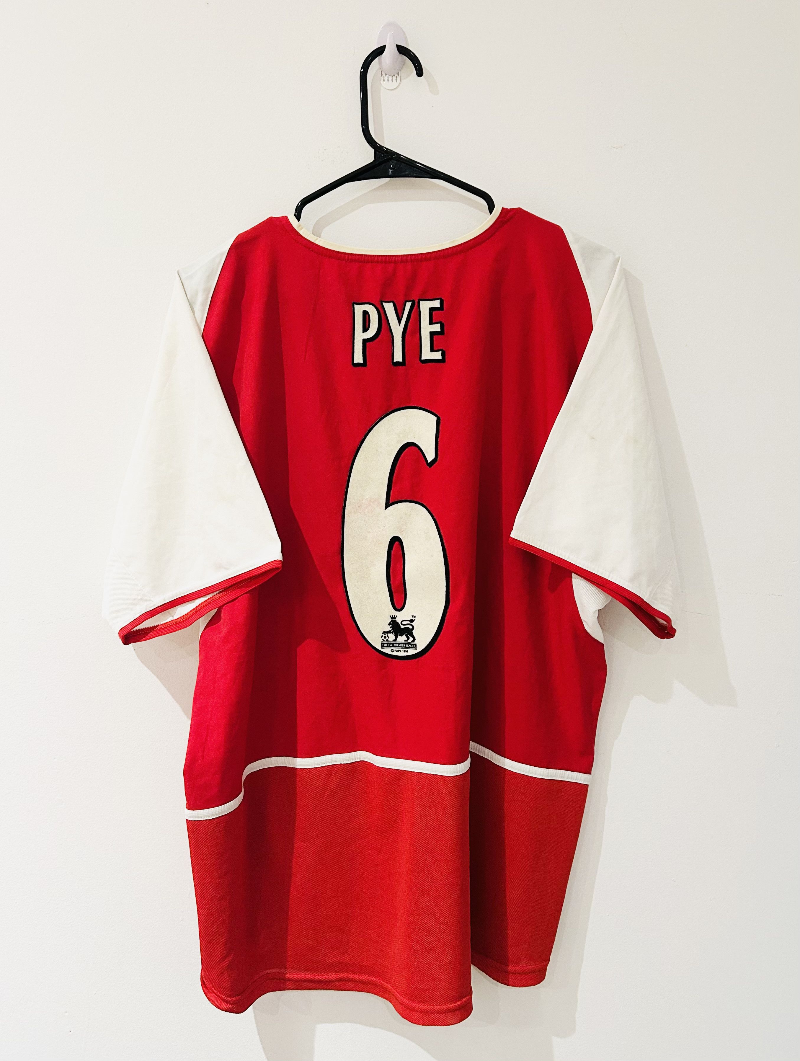 Nike Arsenal 2002/03 home Size US XL / EU 56 / 4 - 2 Thumbnail