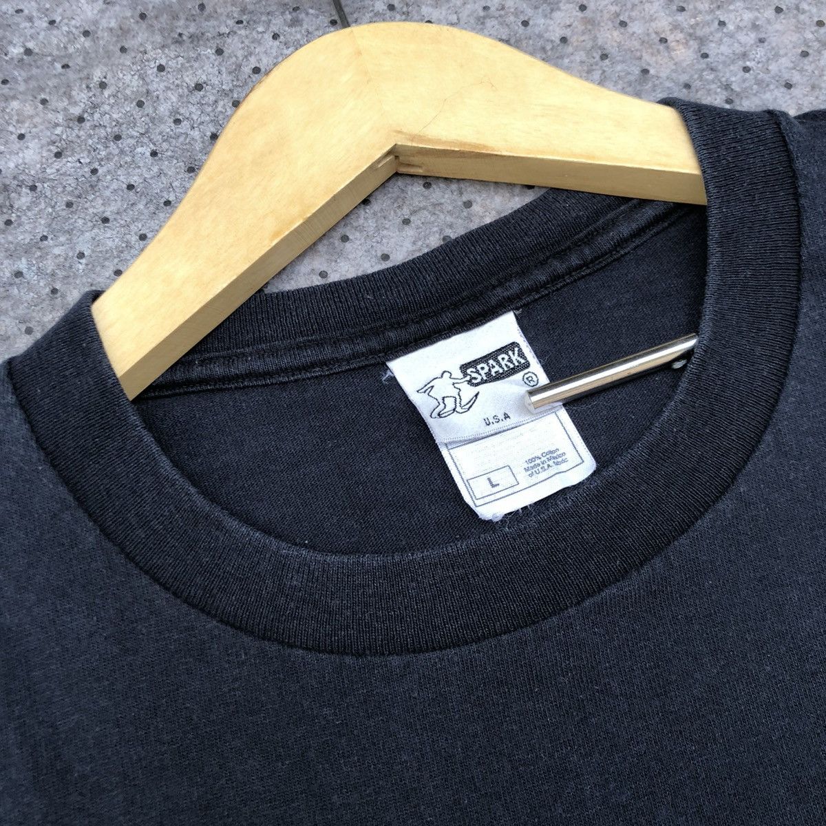 Vintage Vintage Spark Skateboarding Tee Size US L / EU 52-54 / 3 - 3 Thumbnail
