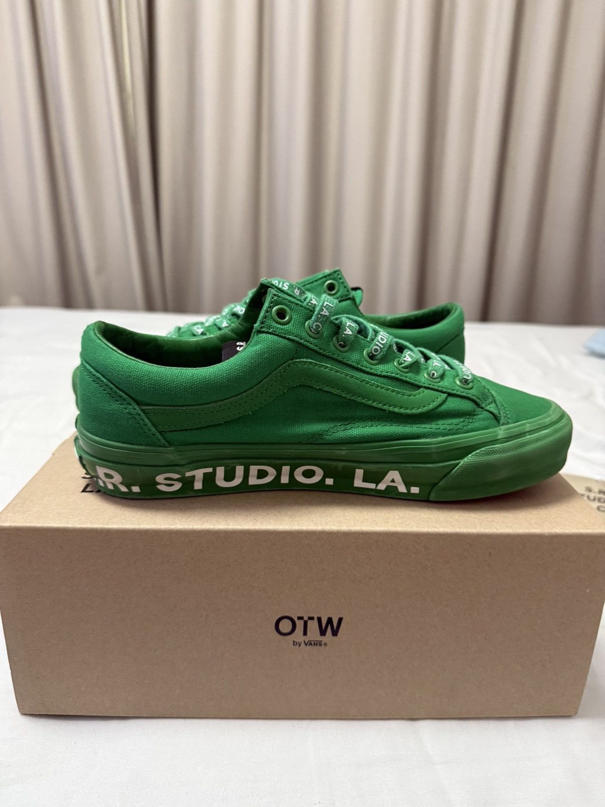 Sterling Ruby × Vans Sterling Ruby x Vans Old Skool Green Rare Limited Size US 7.5 / EU 40-41 - 1 Thumbnail