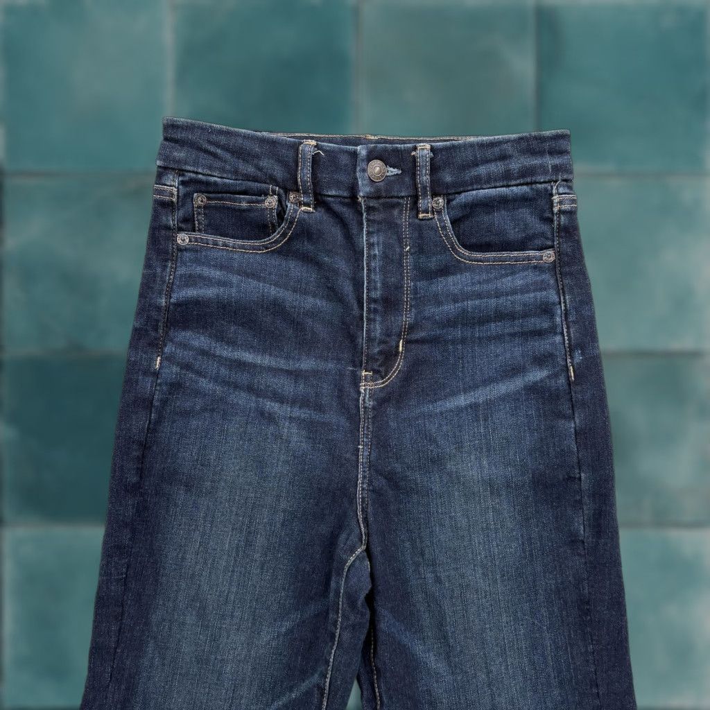 American Eagle Outfitters American Eagle Curvy Highest Rise Flare Jeans Womens 4 Blue Dark Wash XS-Short 5-Pocket Denim N/A Menus Ladies Size 27" / US 4 / IT 40 - 1 Thumbnail