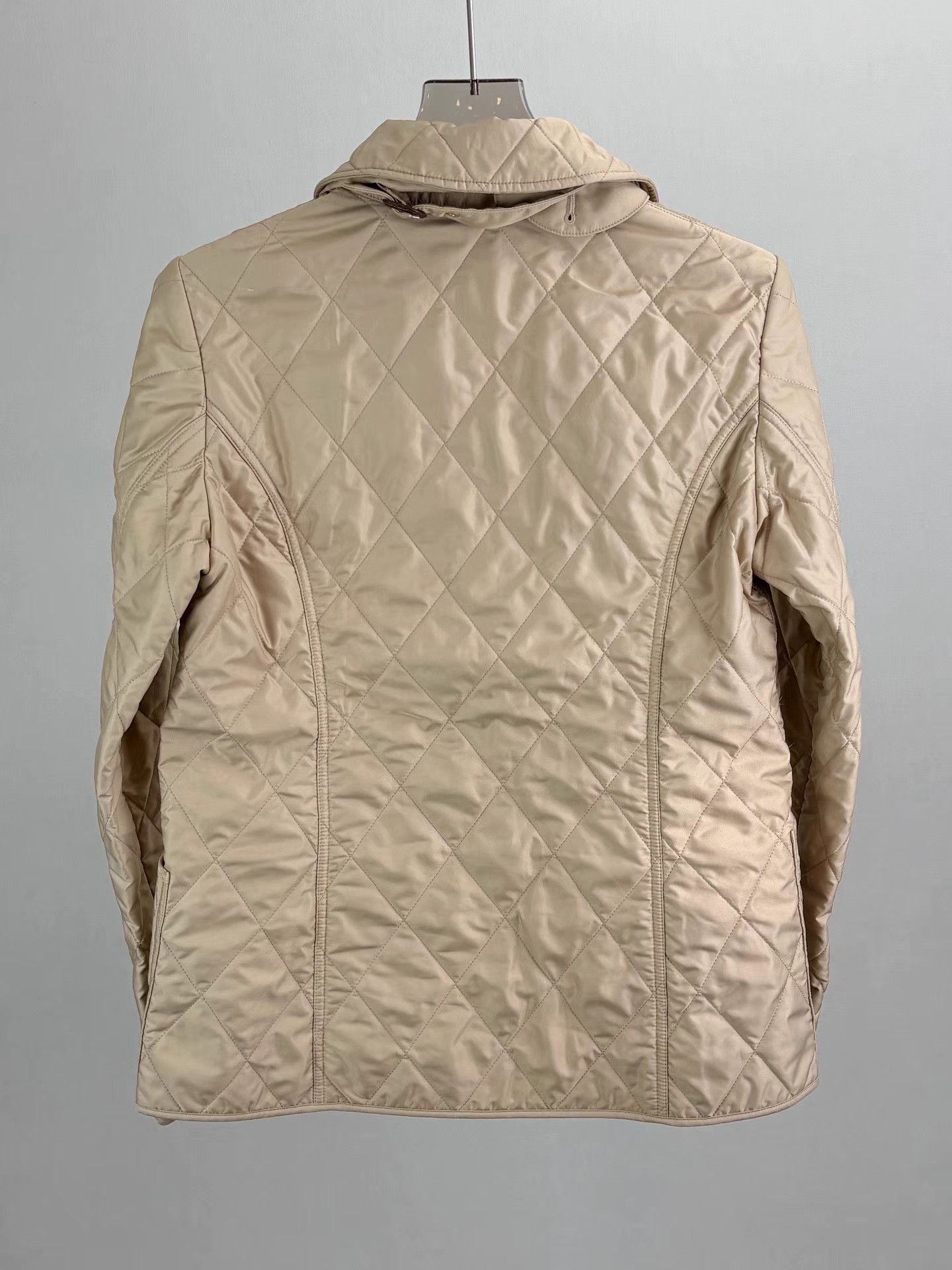 Burberry BURBERRY Diamond Quilted Check Lined Padded Jacket Size M / US 6-8 / IT 42-44 - 2 Thumbnail