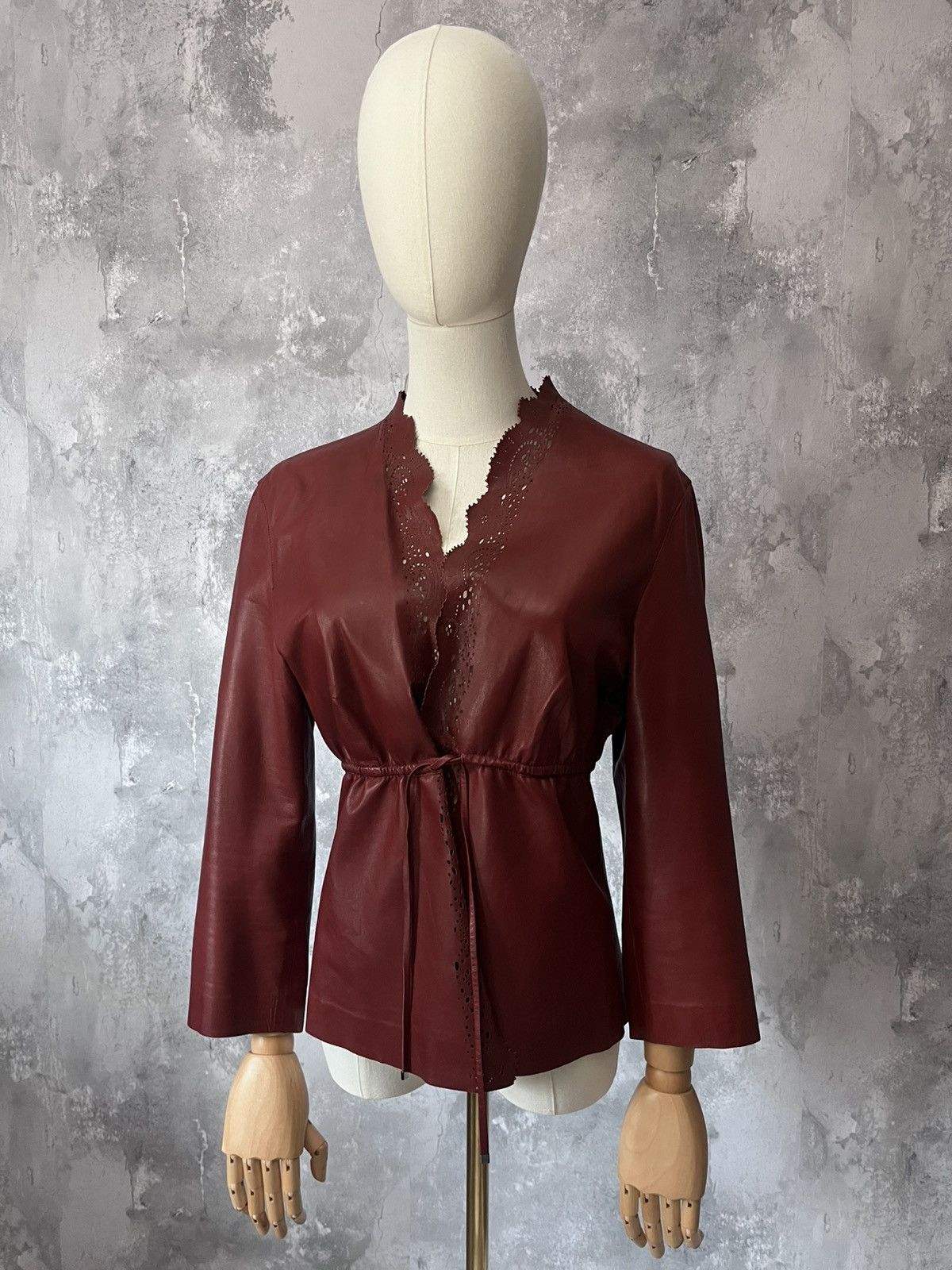 Gucci Gucci by Tom Ford leather jacket Laser cut edging 3/4 sleeve Size L / US 10 / IT 46 - 1 Thumbnail