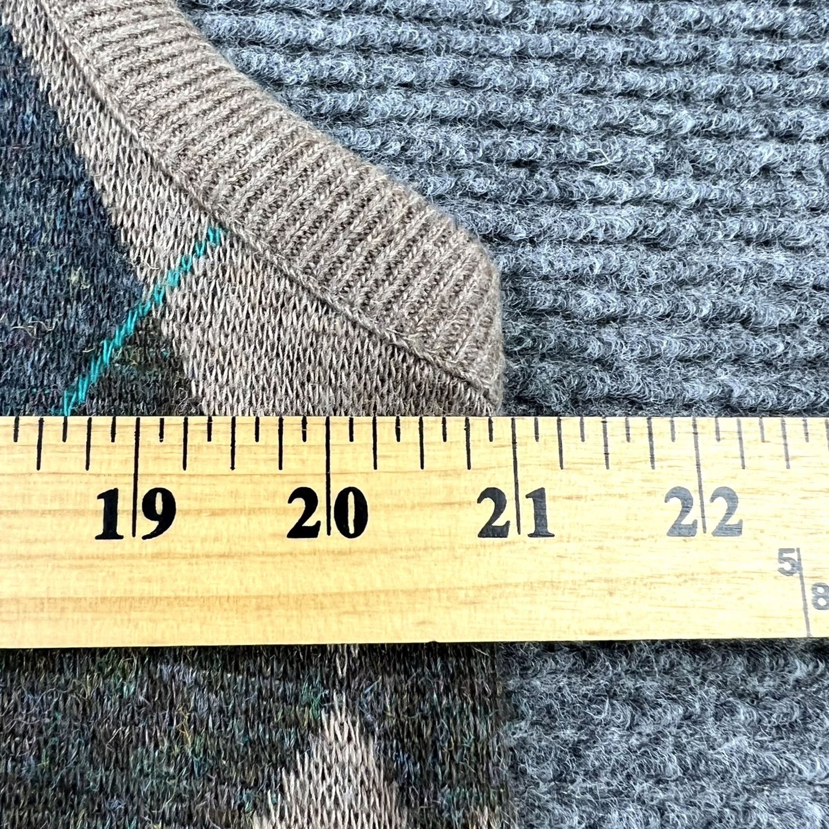 Vintage VINTAGE Robert Bruce Argyle Tan Knit Sweater Vest L USA Union Made Mens Vest 90s Golf Pattern Brown 100% Orlon Acrylic Size US L / EU 52-54 / 3 - 6 Thumbnail