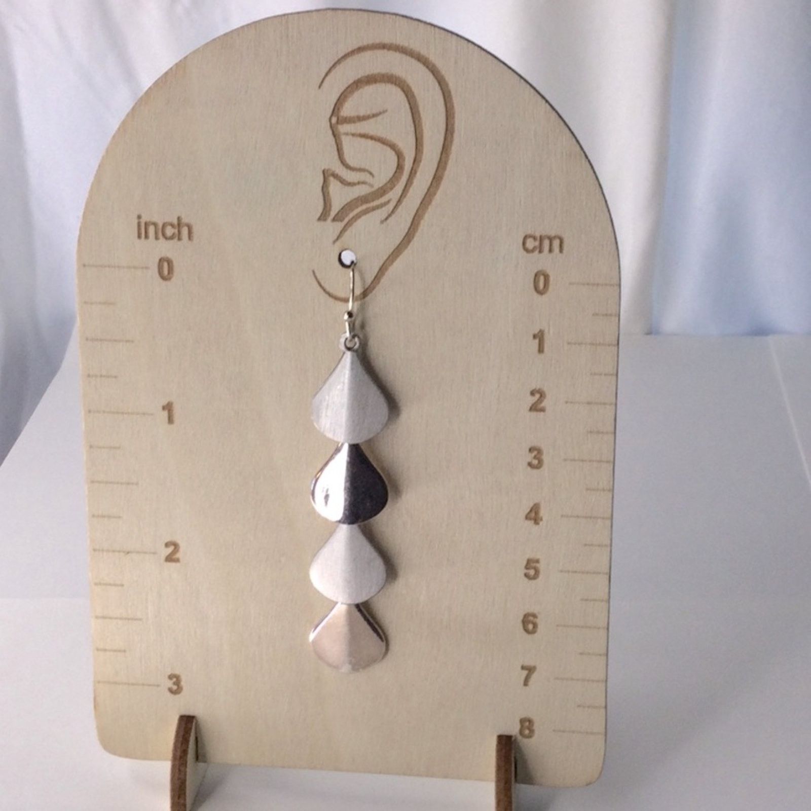 Other Retro Waterfall Cascade Teardrop Silver Tone Earrings Size ONE SIZE - 4 Thumbnail