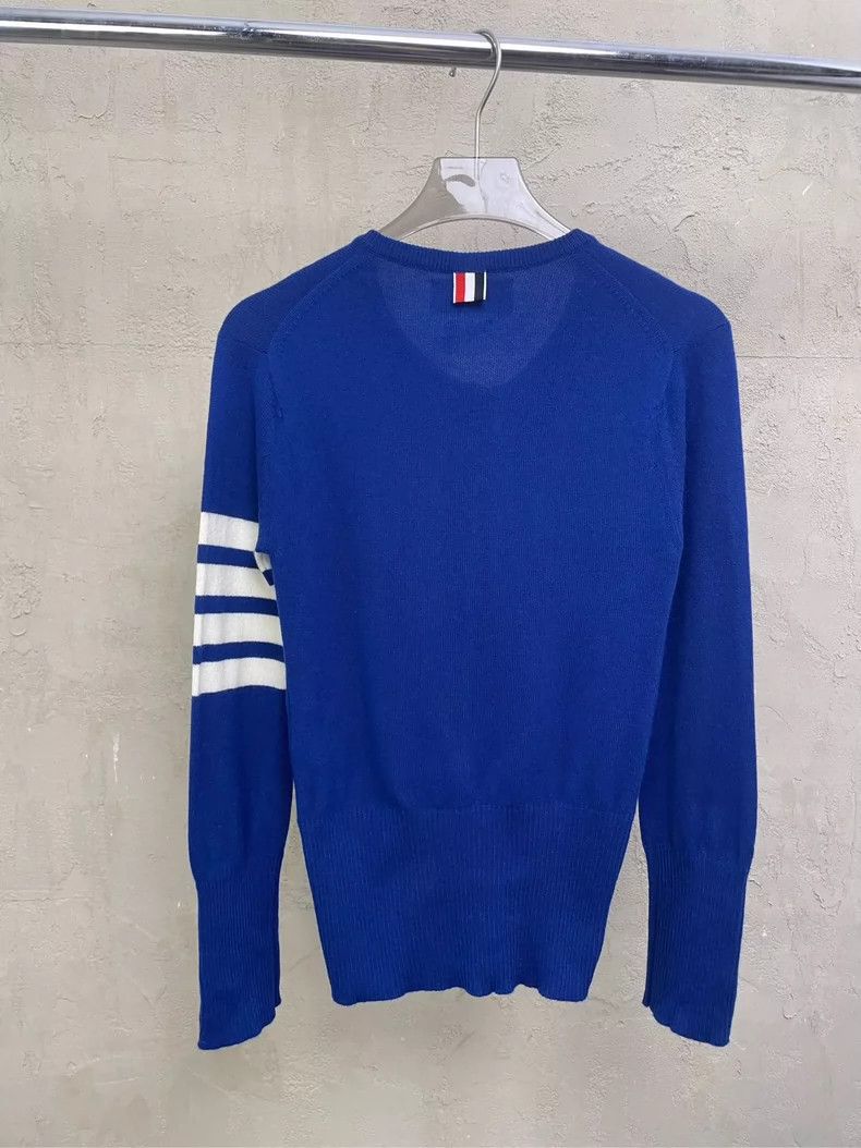 Thom Browne Thom Browne Clare Blue four stripe cashmere sweater Size XS / US 0-2 / IT 36-38 - 2 Thumbnail