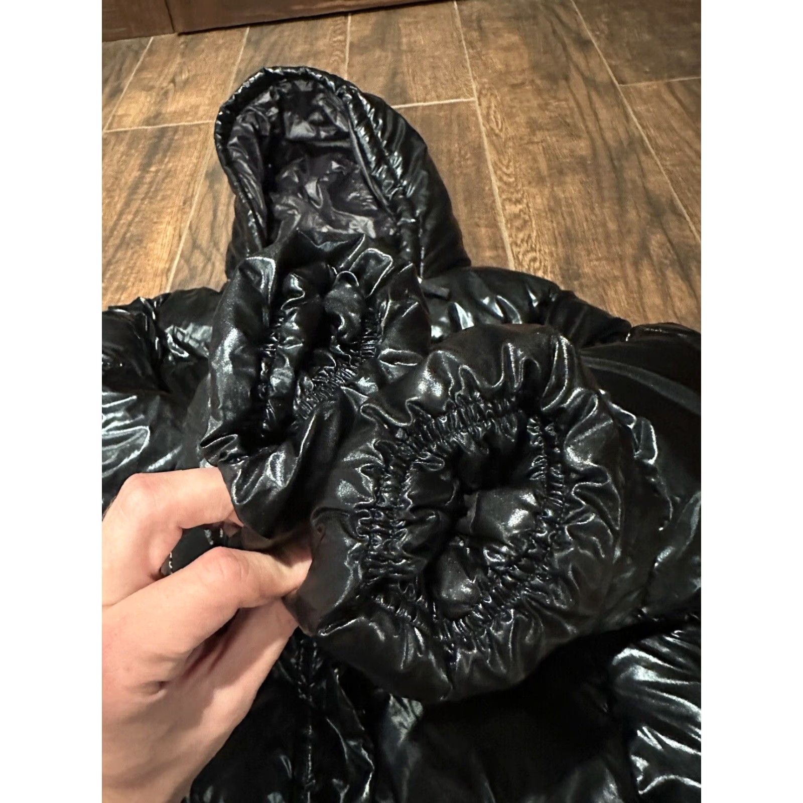 Juicy Couture VINTAGE Juicy Couture black label puffer coat parka Down Blend size Large Coat Parka Women Long Black Logo Hooded Insulated Waterproof Zip Size L / US 10 / IT 46 - 5 Thumbnail