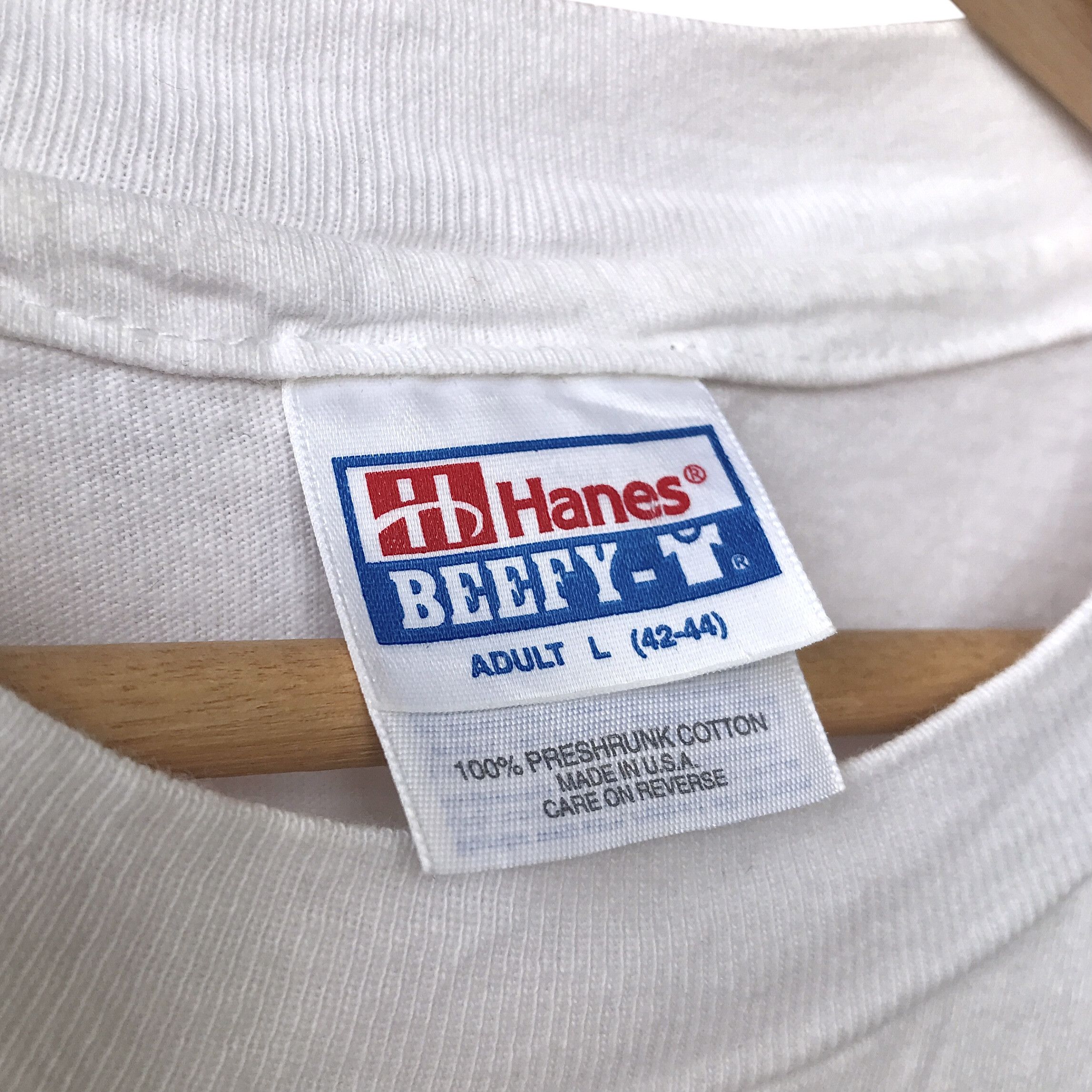 Hanes × Vintage Once A Runner Novel By John L. Parker Vintage 90s Promo Tee Size US L / EU 52-54 / 3 - 6 Thumbnail
