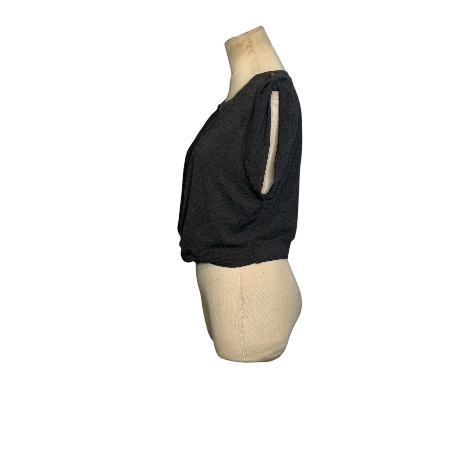 Free People Free Prople movement gray cap sleeves twist front top size M Size M / US 6-8 / IT 42-44 - 6 Thumbnail