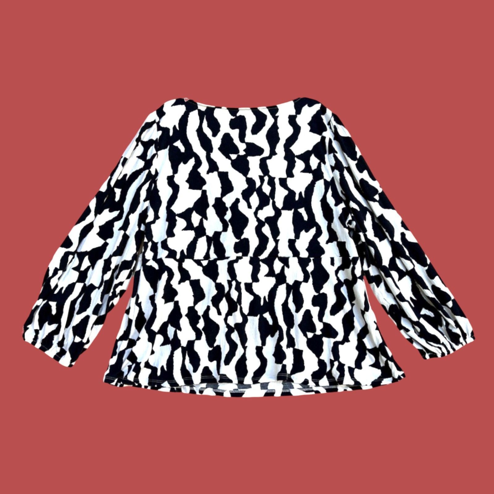 Other Ava & Viv - Women's Abstract Long Sleeve Sweetheart Knit Blo Size 3XL / US 20-22 - 4 Thumbnail