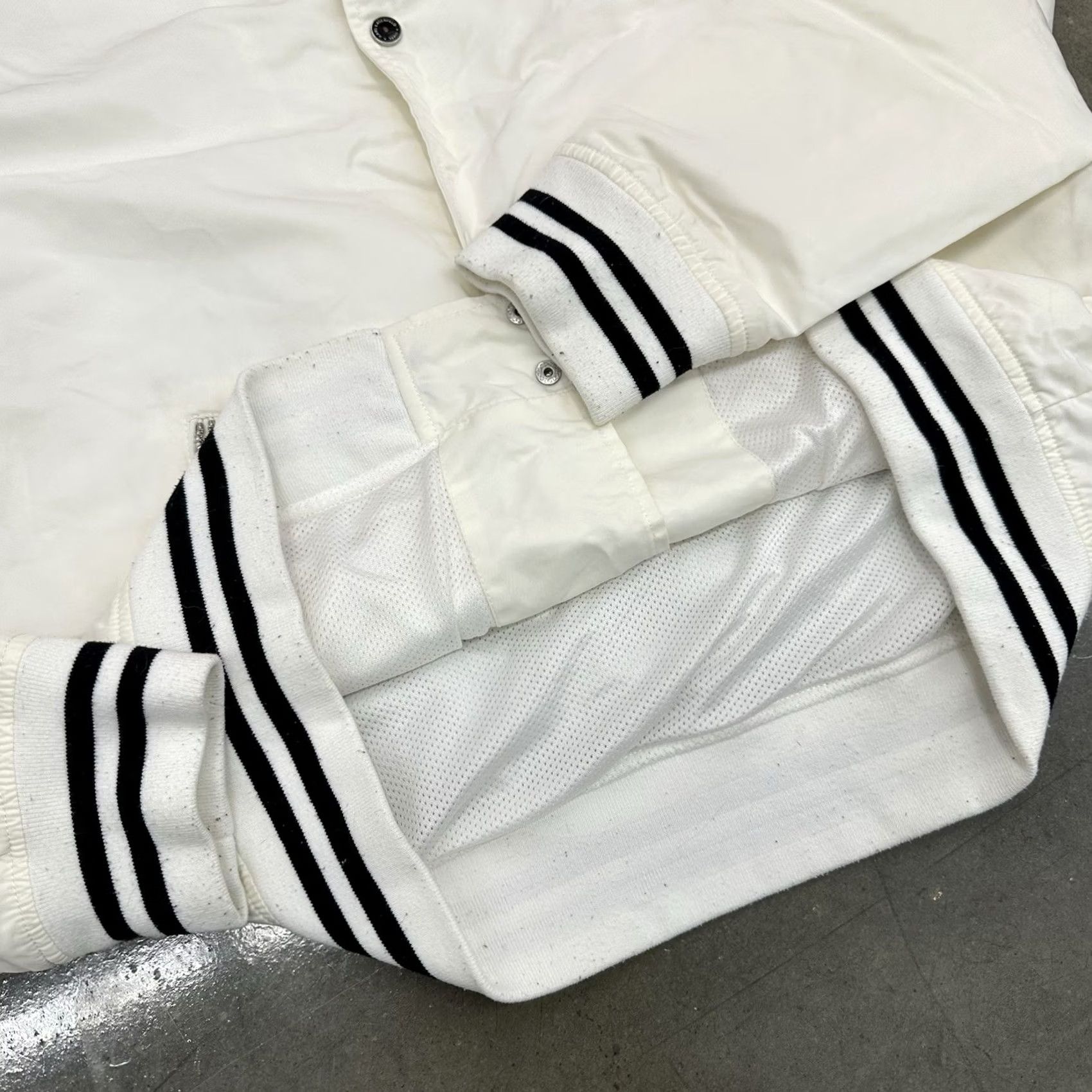 Karl Lagerfeld VINTAGE Karl Lagerfeld Paris Bomber Jacket Women’s White Black Large Size L / US 10 / IT 46 - 3 Thumbnail