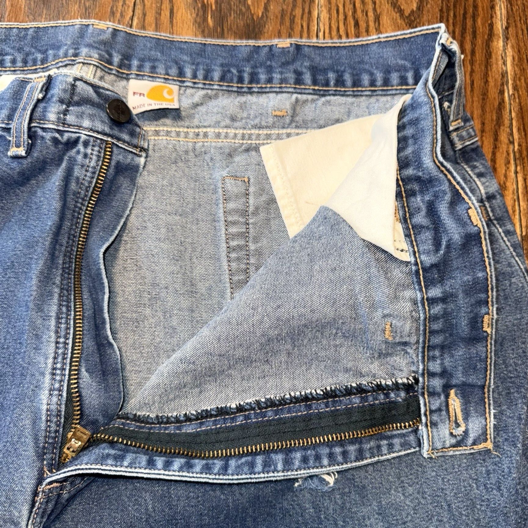 Carhartt VINTAGE Carhartt Jeans Mens 44x30 FR Flame Resistant Distressed Paint USA 90s Grunge Denim Blue 5-Pocket Relaxed Straight Jeans Mens Size US 44 / EU 60 - 7 Thumbnail