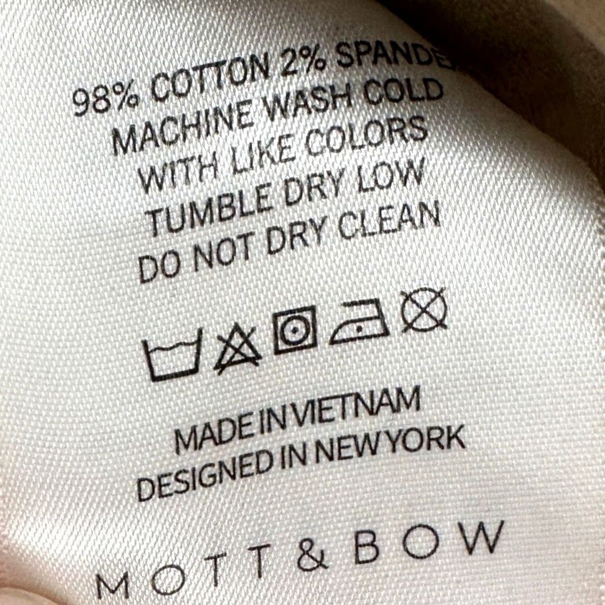 Mott & Bow Mott & Bow Chino Shorts Mens 30 Flat Front 8in Inseam Tan Khaki Pockets Zip Fly Size US 30 / EU 46 - 4 Thumbnail