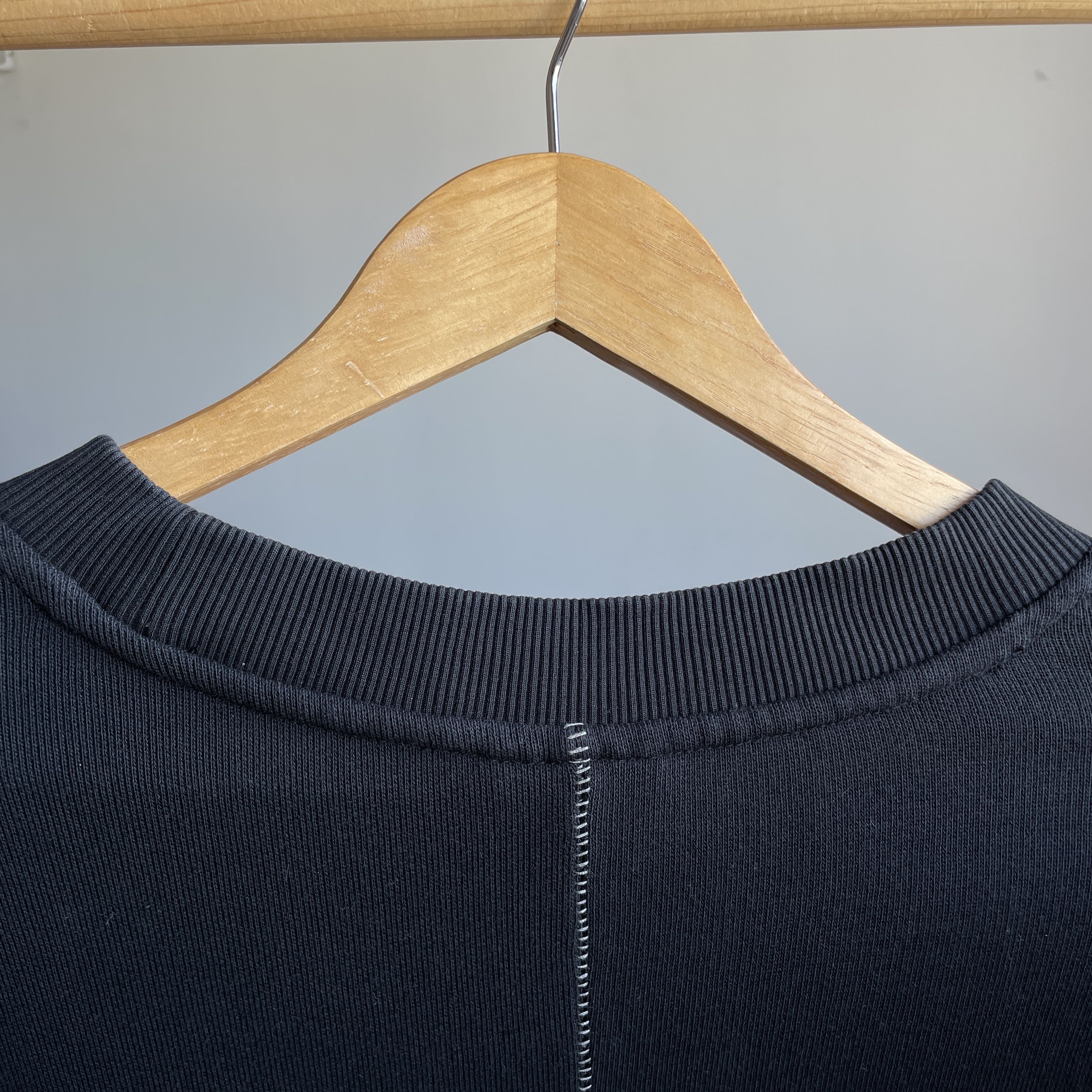 Thom Krom Thom Krom Avant Garde Exposed Seams Sweatshirt Size L Size US L / EU 52-54 / 3 - 10 Thumbnail