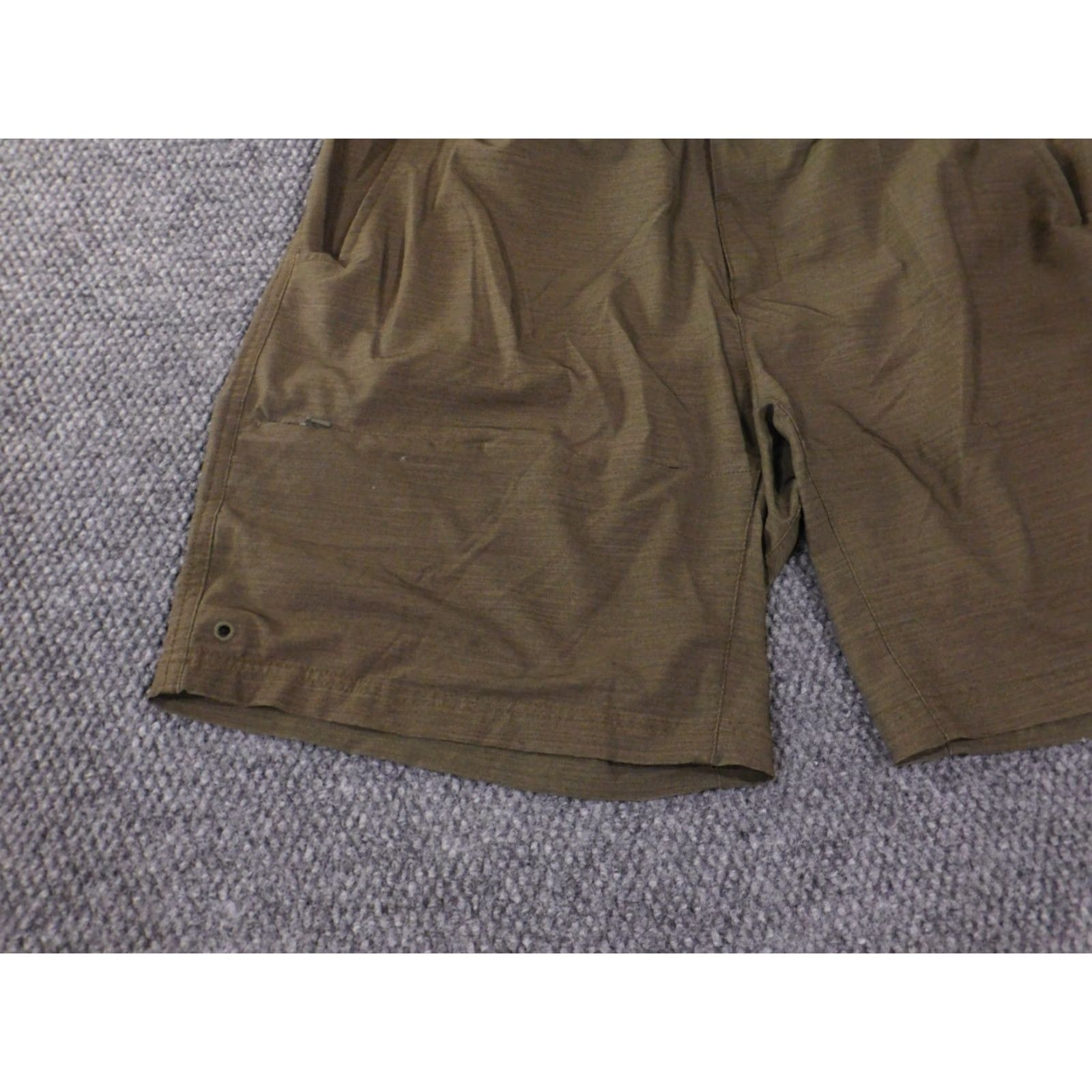 Vintage Columbia Shorts Mens XL Green Cargo Outdoors Utility Shade Hunting Zip Regular Size US 36 / EU 52 - 3 Thumbnail